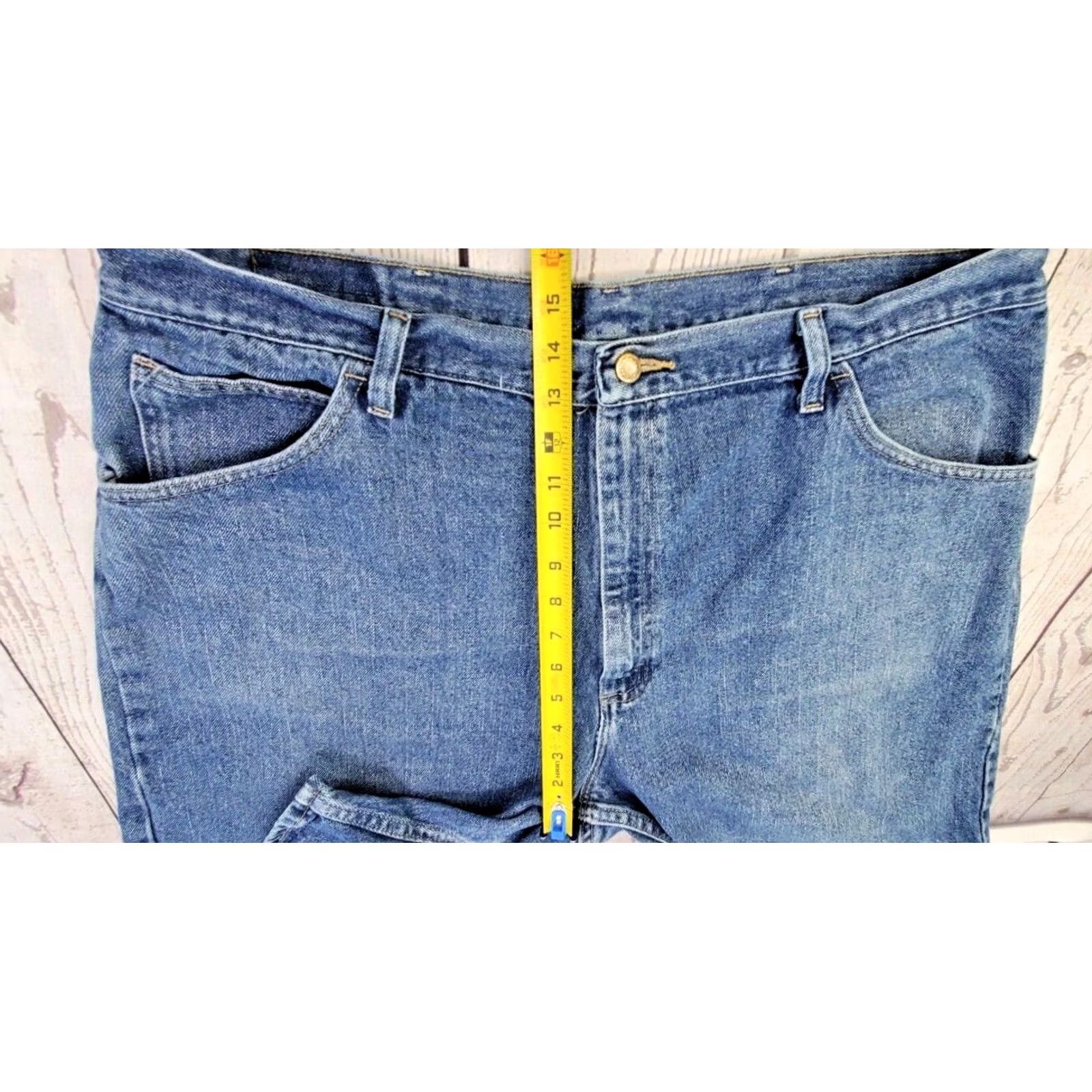 Wrangler VINTAGE Wrangler Carpenter Shorts Men 42 Denim Medium Wash Blue Utility 5-Pocket Relaxed Fit Button Zipper Overall Workwear Casual Mens Size US 42 / EU 58 - 5 Thumbnail