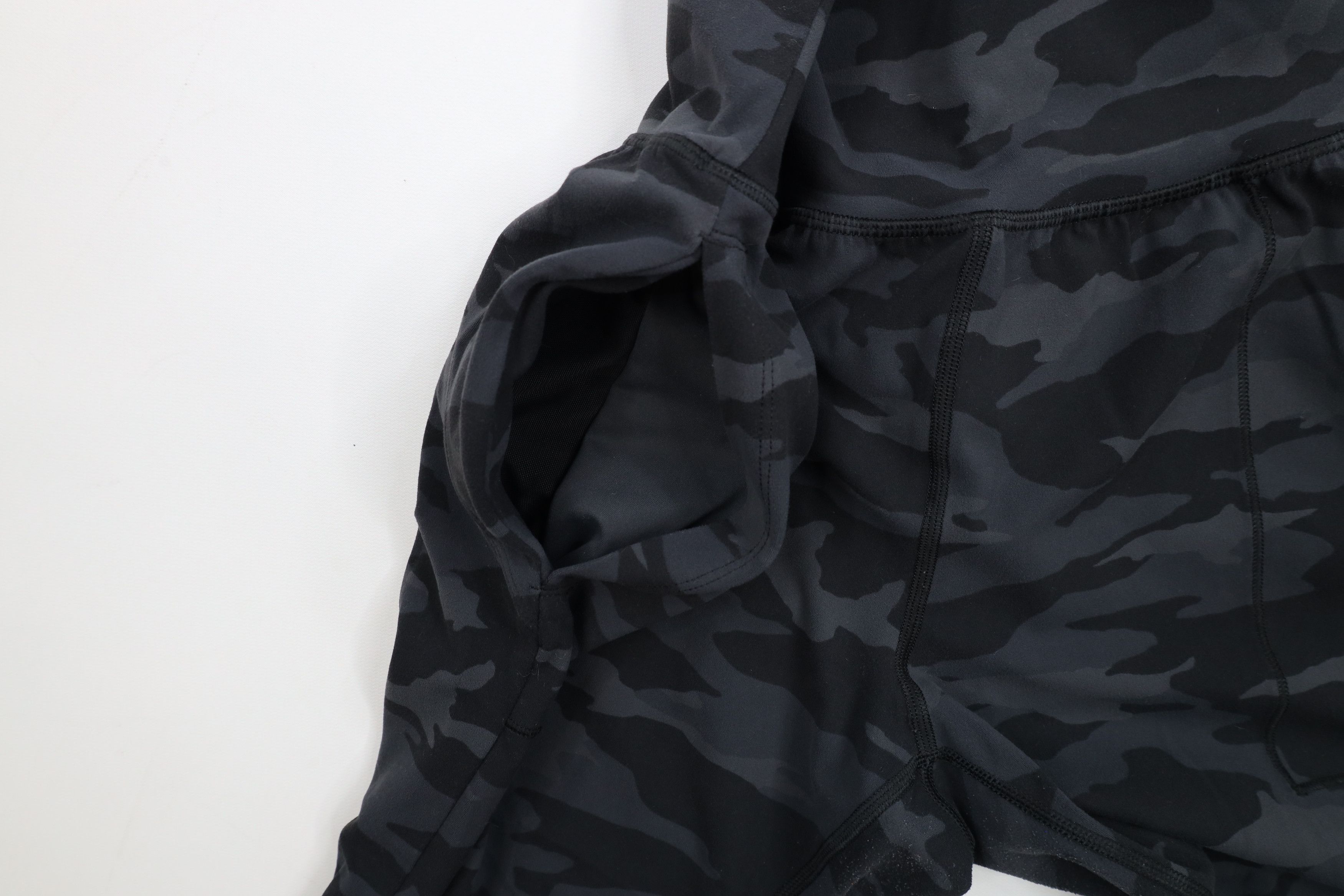 Athleta × Vintage Athleta Salutation Camouflage Cuffed Joggers Jogger Pants Size 26" / US 2 / IT 38 - 7 Thumbnail