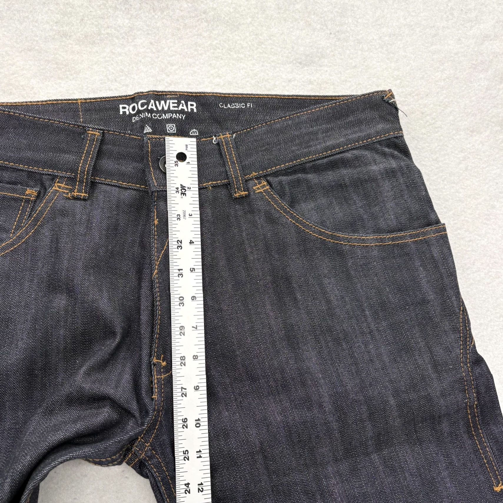 Rocawear VINTAGE Rocawear Classic Fit Jeans Mens 32x34 Blue Dark Wash Straight Denim Grunge Y2K Size US 32 / EU 48 - 6 Thumbnail