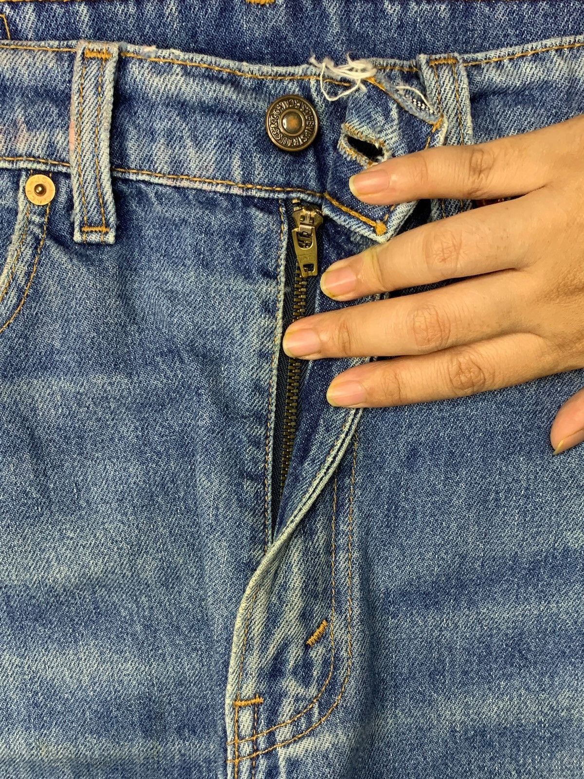 Levi's × Levi's Vintage Clothing Vintage 90s Levis 510 USA Blue Wash Loose Fit Jeans Size US 30 / EU 46 - 3 Thumbnail
