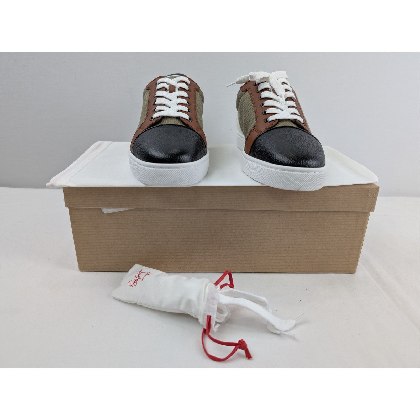 Christian Louboutin o1rshd1 Fun Louis Junior Flat Sneakers in Multicolor Size US 10 / EU 43 - 19 Thumbnail