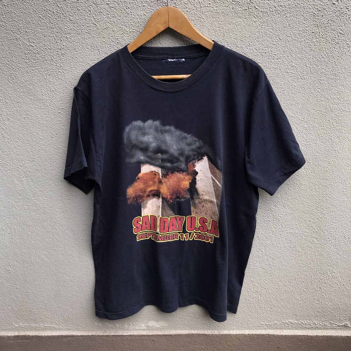 Vintage Vintage 11 SEPT 2001 wtc history tee Size US L / EU 52-54 / 3 - 1 Thumbnail