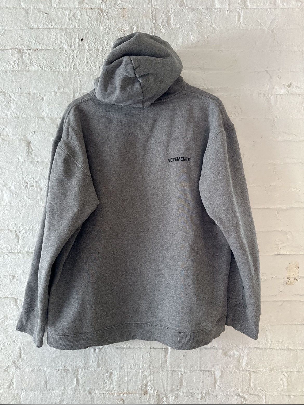 Vetements VETEMENTS logo hoodie Size US M / EU 48-50 / 2 - 3 Thumbnail