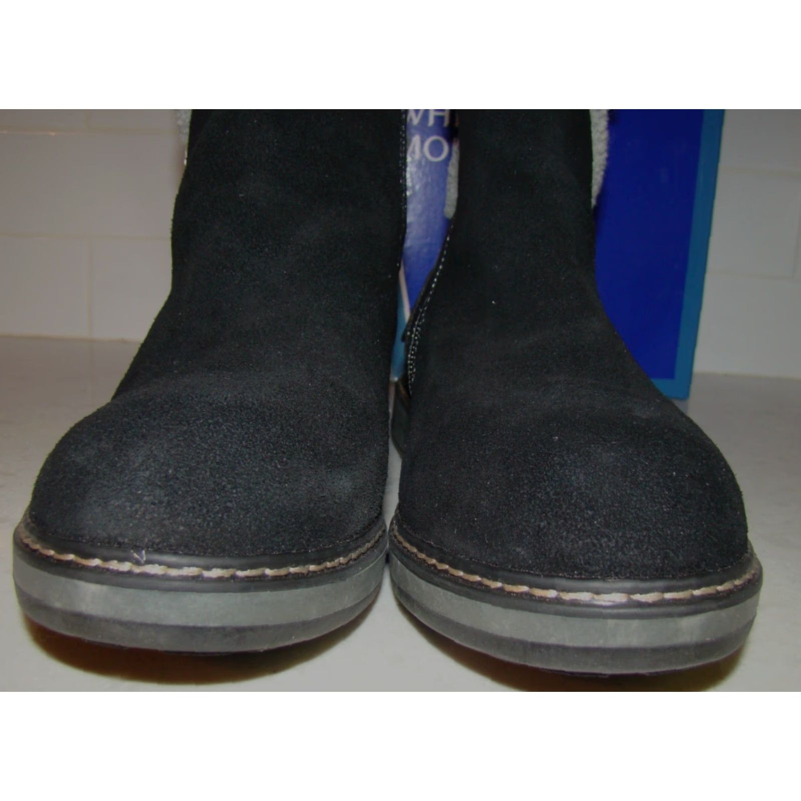 Vintage White Mountain Womens Boots Winter Suede Lined Black Ankle 9.5M Faux Fur Zip Button Strap Zipper Box Size L / US 10 / IT 46 - 4 Thumbnail