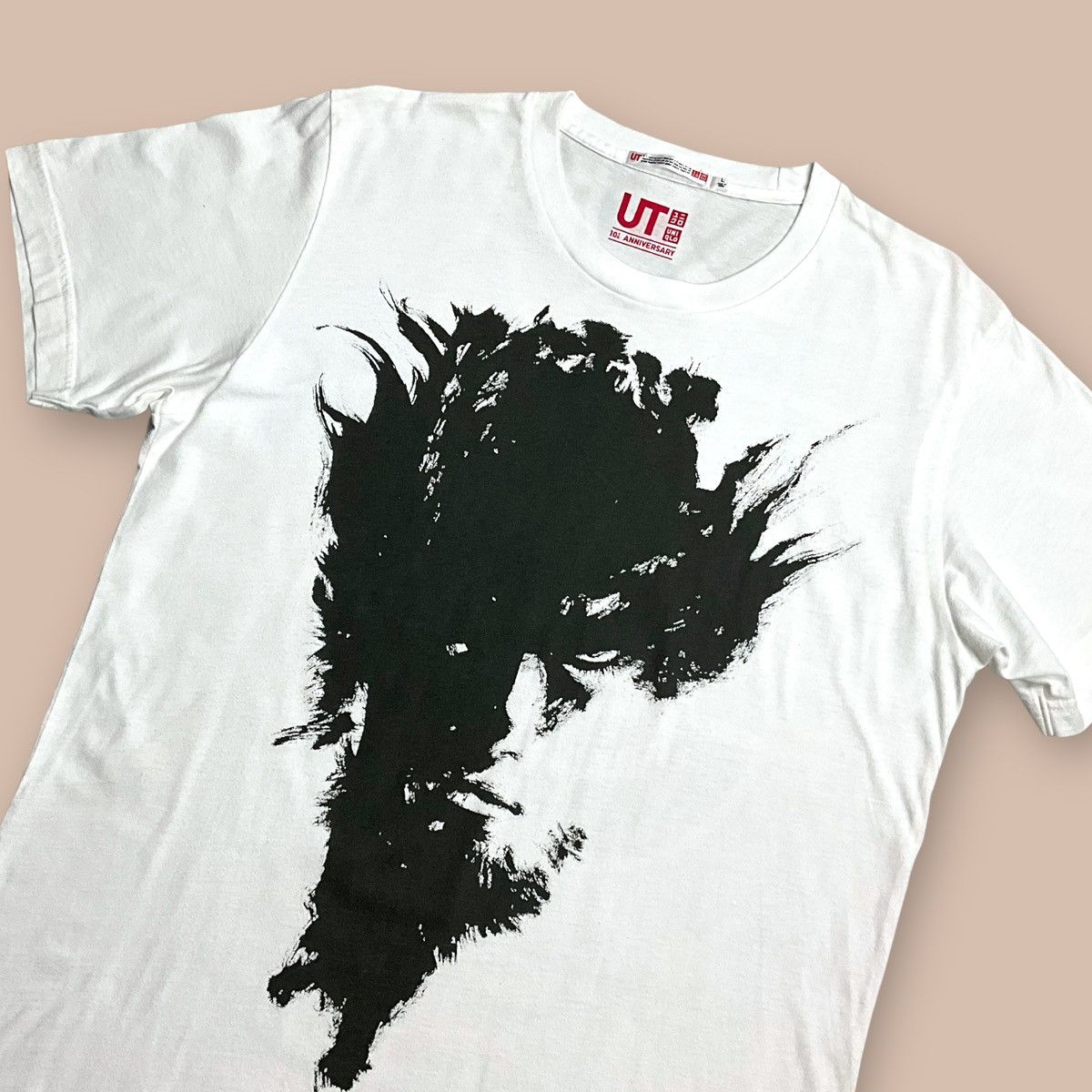 Uniqlo Uniqlo UT X I.T. Planning Takehiko Inoue “Vagabond” Tee Size US L / EU 52-54 / 3 - 3 Thumbnail