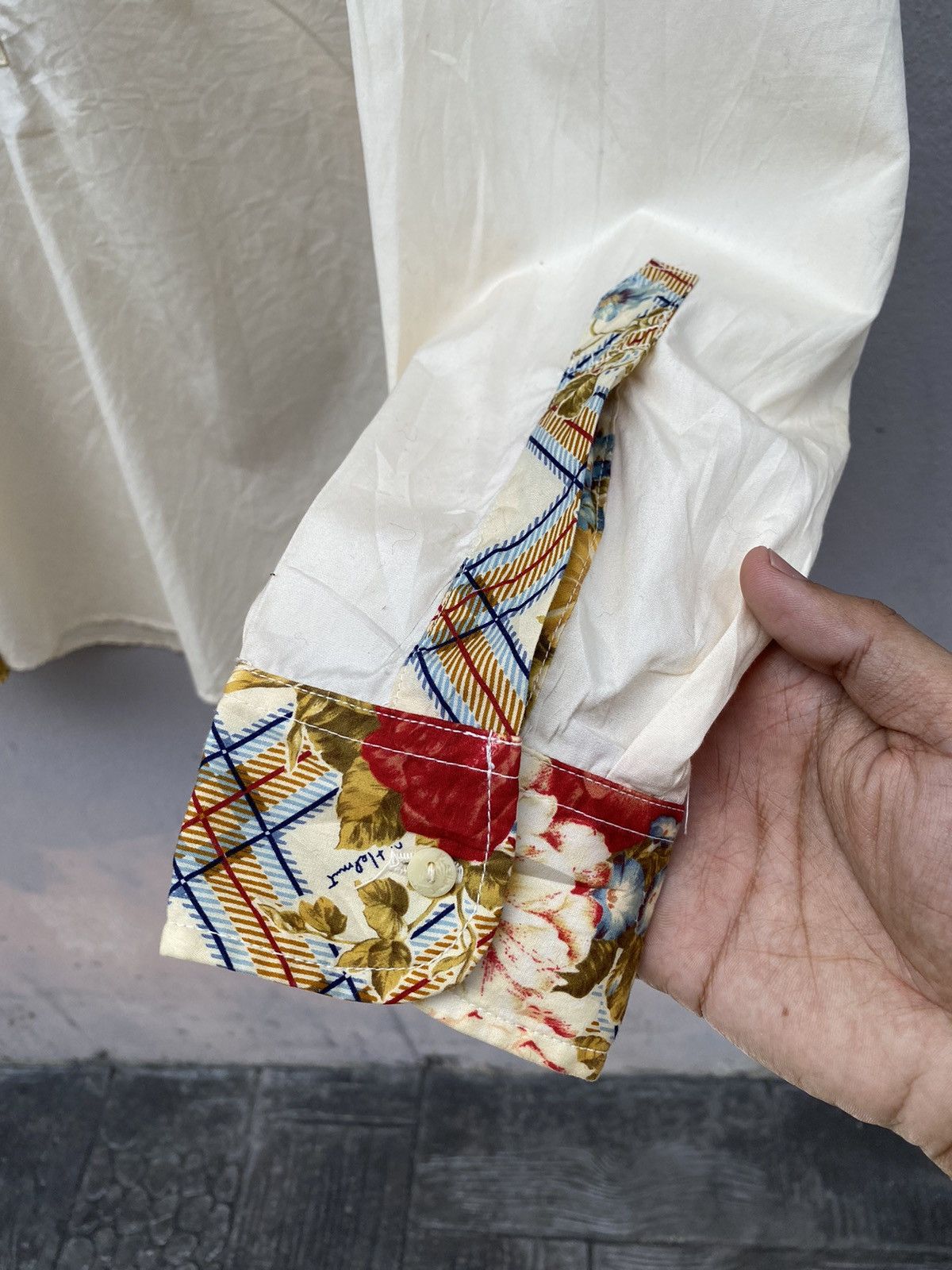 Japanese Brand 🔥RARE🔥 Karl Helmut Floral Patchwork Half Button Shirt Size US L / EU 52-54 / 3 - 5 Thumbnail