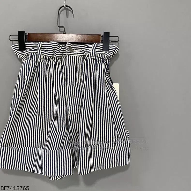 Miu Miu Miu Miu 36 Blue and white striped bud shorts Size 35" - 1 Thumbnail