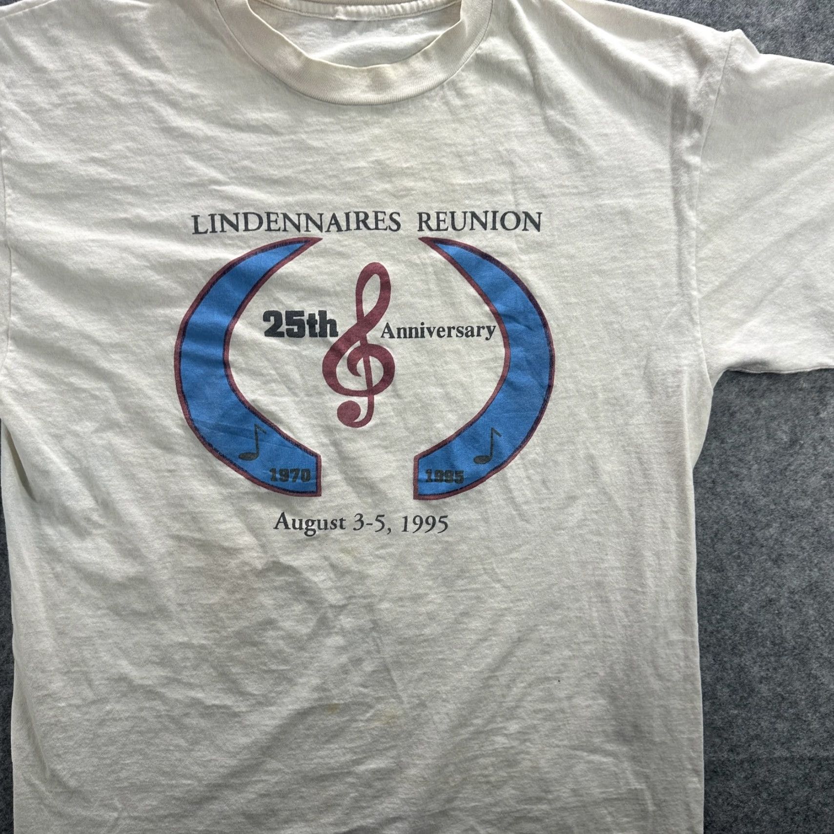 Fruit Of The Loom VINTAGE Lindennaires Reunion Shirt Mens Large White 25th Anniversary 1995 90s Music Size US L / EU 52-54 / 3 - 3 Thumbnail