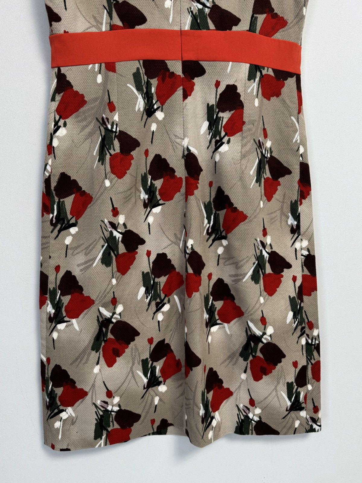 Max Mara Max Mara Sleeveless Floral Dress Beige Red Knee Length Dress Size L / US 10 / IT 46 - 13 Thumbnail