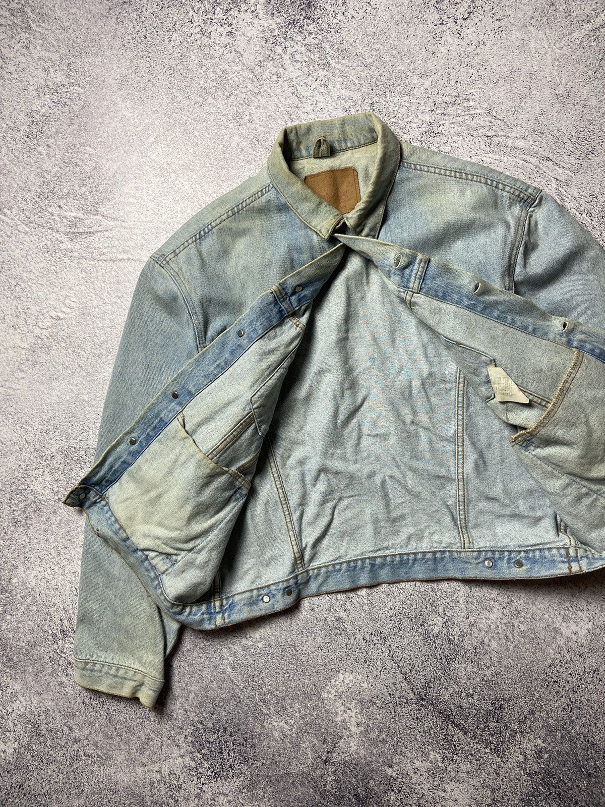 Levi's × Levi's Vintage Clothing Rare 90s Levi’s Denim Jacket Blue Distressed Jeans Size US XL / EU 56 / 4 - 10 Thumbnail