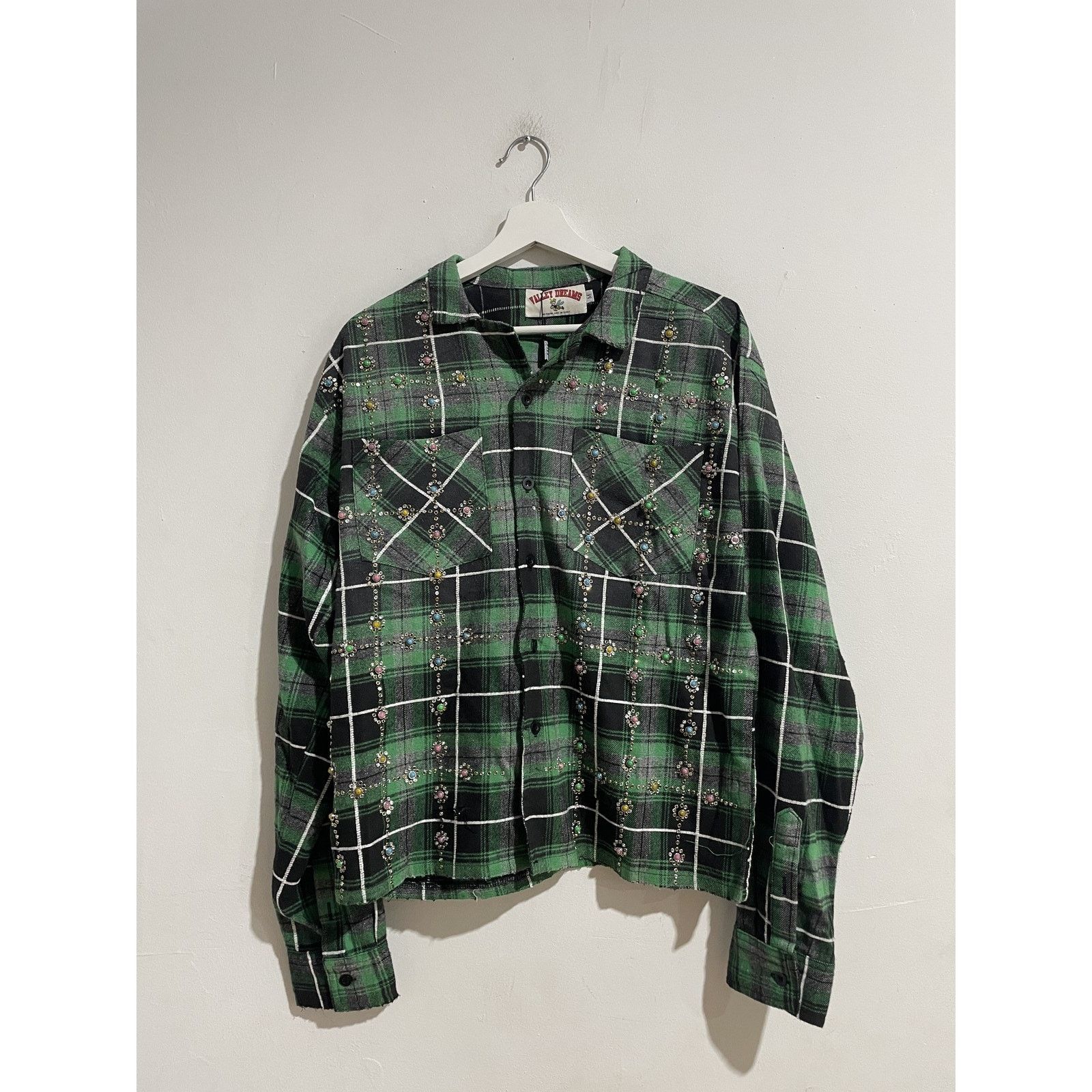 VALE FOREVER GRINCH GEMS FLANNEL SIZE LARGE NEW