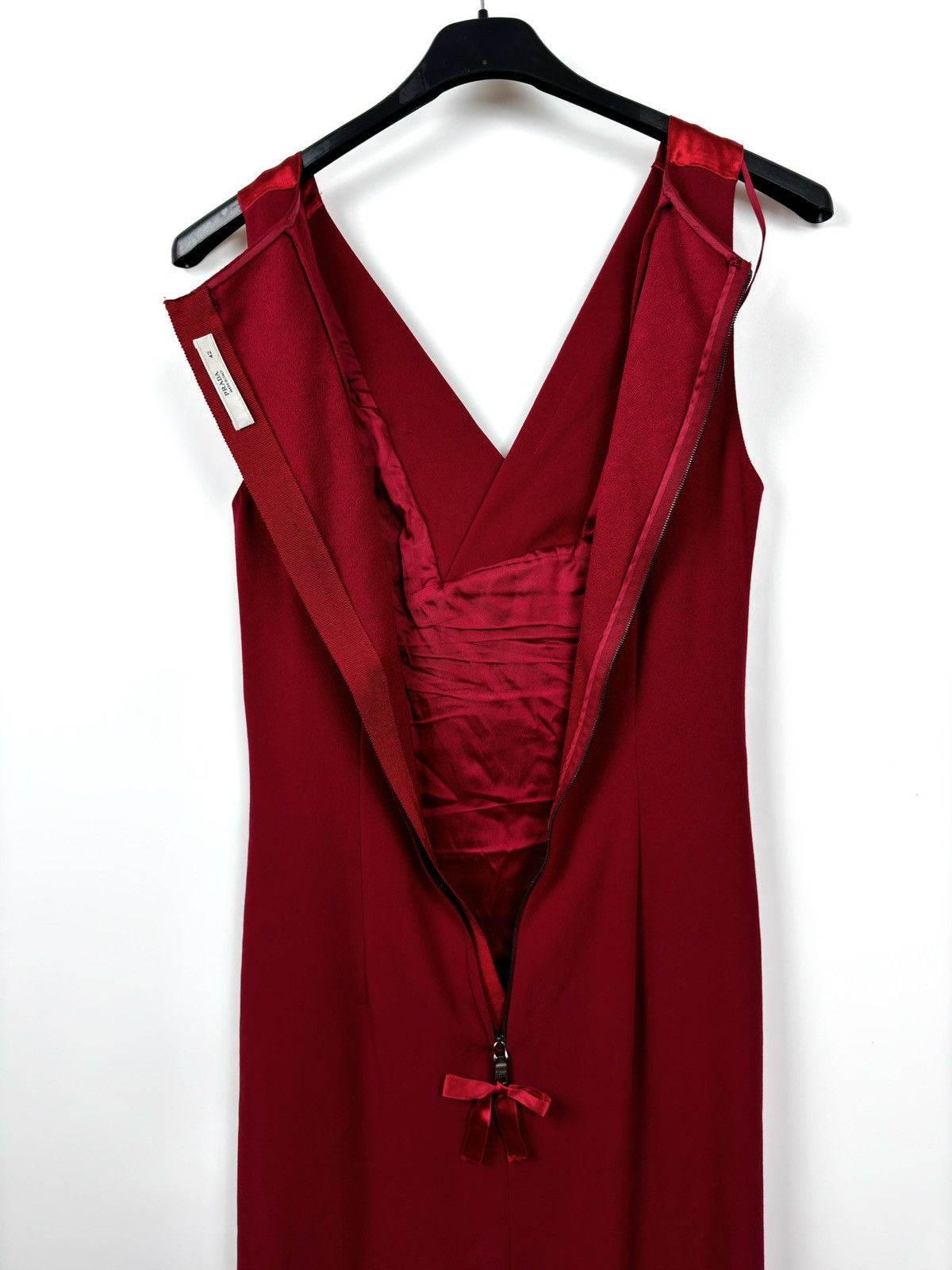 Prada Prada Red Mid-Length Cocktail /Day Dress Size M / US 6-8 / IT 42-44 - 11 Thumbnail
