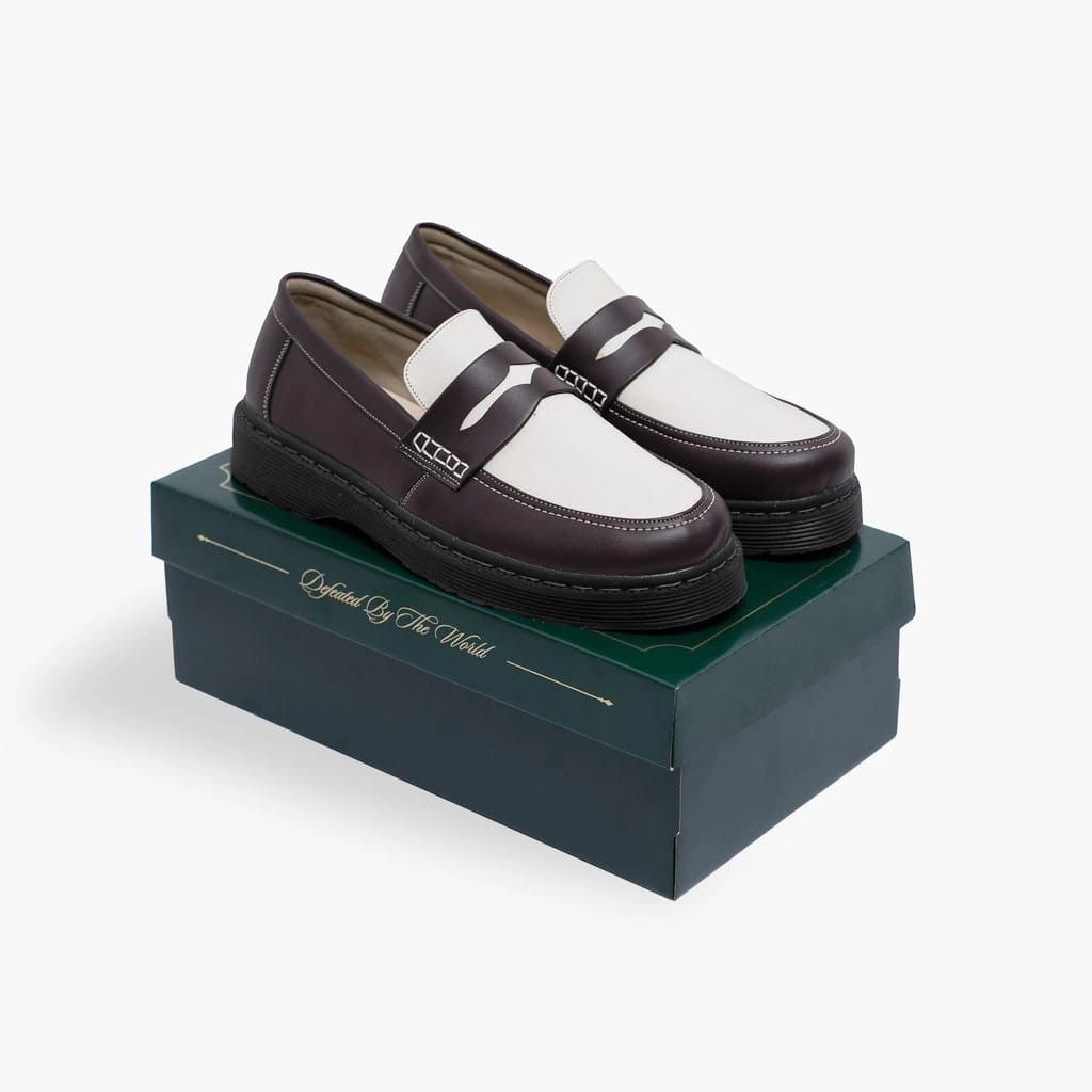 Genuine Leather Silane Loafer Shoes Leather Brown White Size US 10 / EU 43 - 2 Thumbnail