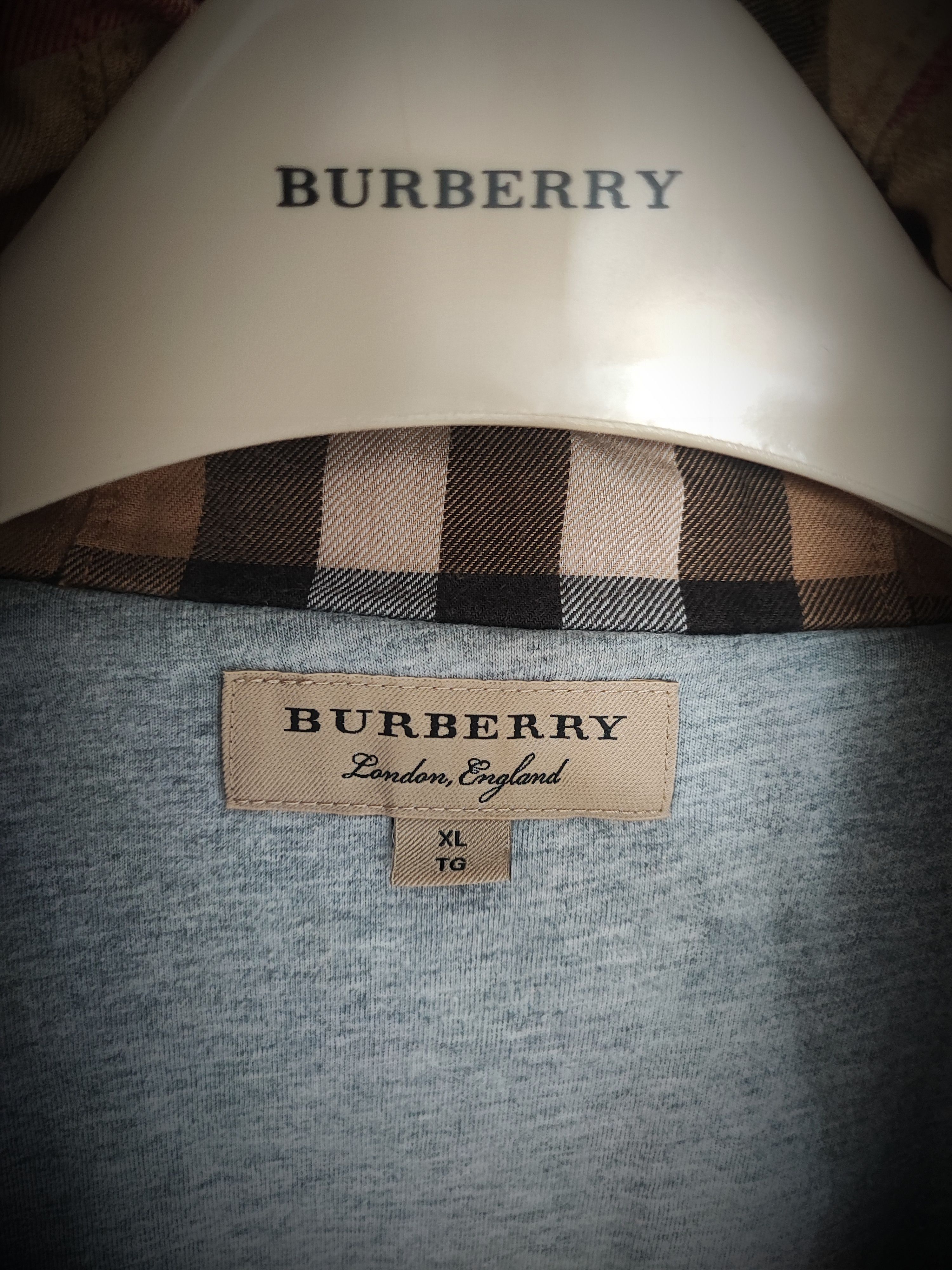 Burberry 🔥 Burberry Hooded Vest Size XL 🔥 Size US XL / EU 56 / 4 - 2 Thumbnail