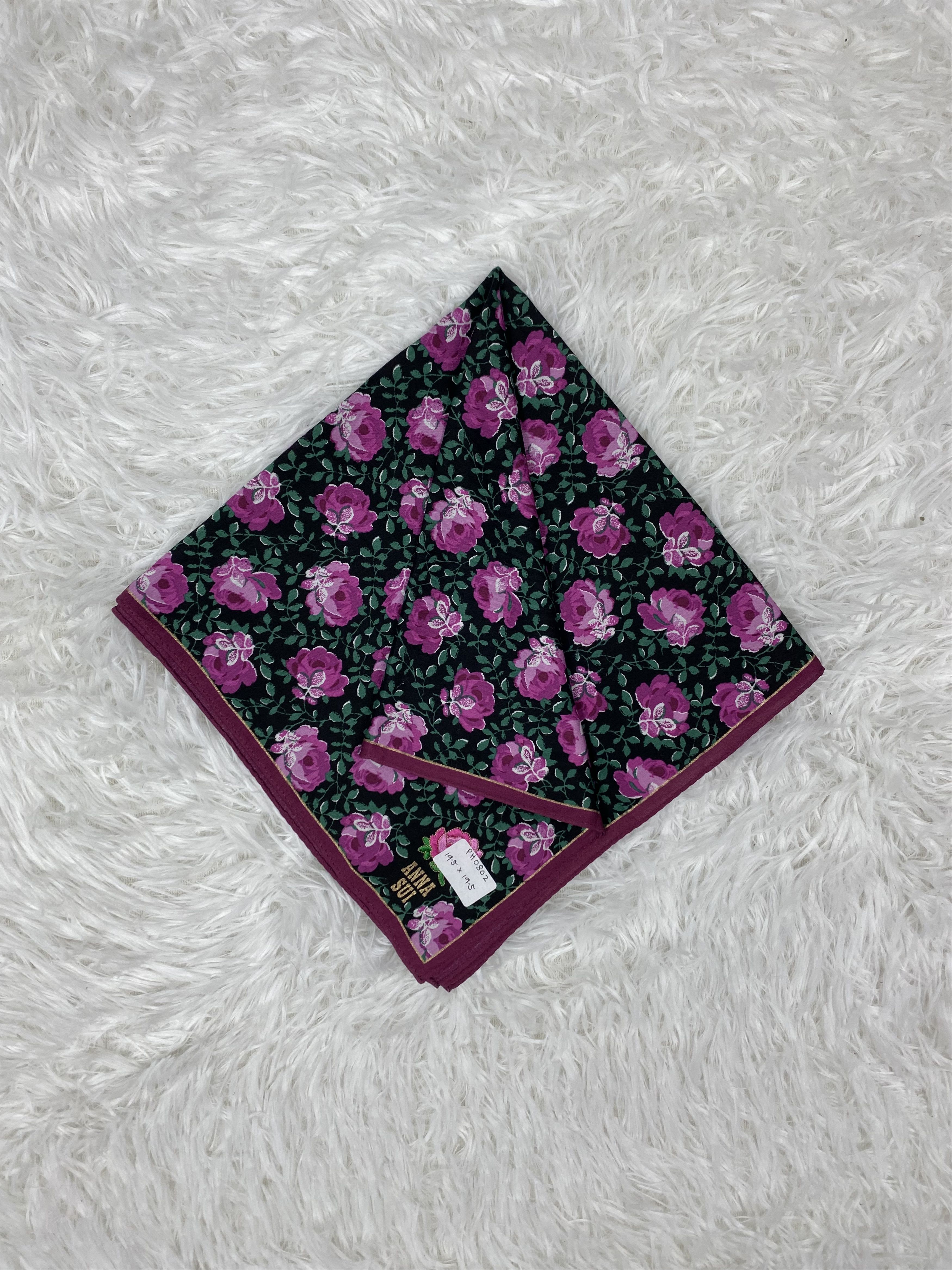 Designer × Vintage Vintage Anna Sui Handkerchief Neckerchief PH0802 Size ONE SIZE - 1 Thumbnail