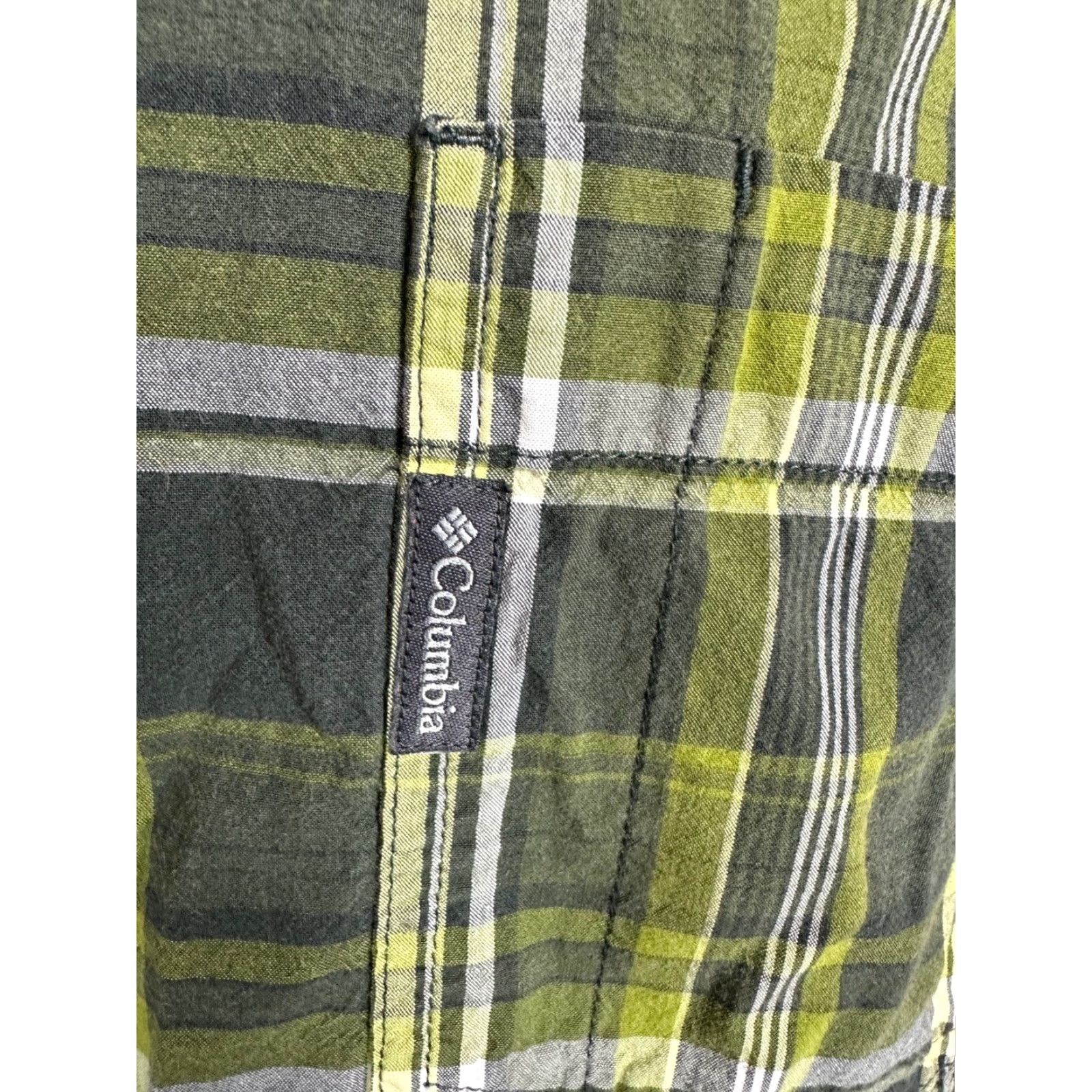 Vintage Columbia Travel Shirt Men Medium Gray Green Plaid Button-Down Cotton Shirt Size US M / EU 48-50 / 2 - 6 Thumbnail