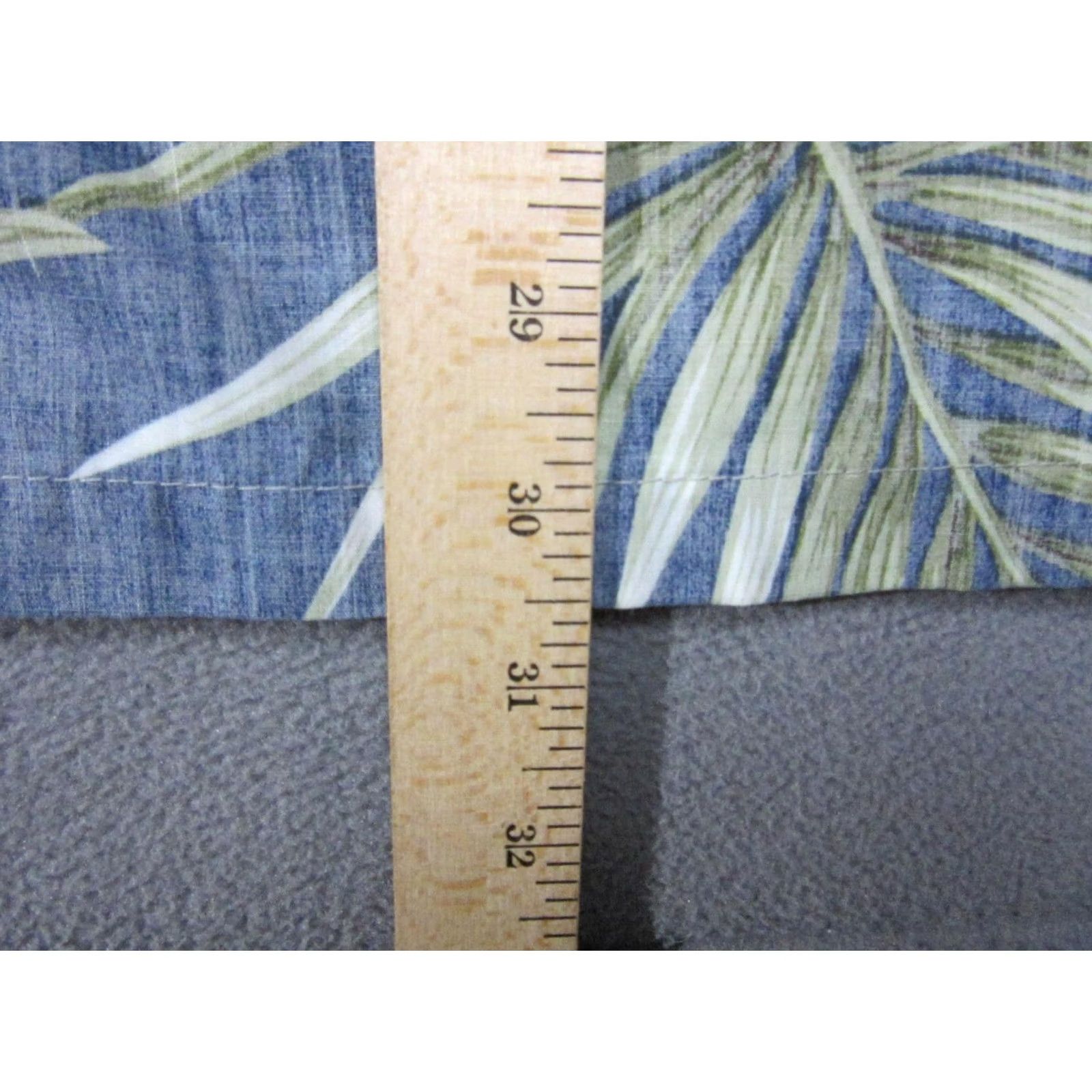 Vintage VINTAGE Royal Creations Shirt XL Blue Floral Hawaiian Aloha Mens Reverse Print Size US XL / EU 56 / 4 - 7 Thumbnail