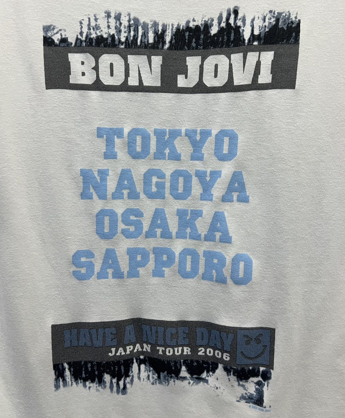 Band Tees × Bon Jovi × Vintage VINTAGE Y2K BON JOVI HAVE A NICE DAY JAPAN TOUR 2006 SHIRT Size US S / EU 44-46 / 1 - 6 Thumbnail