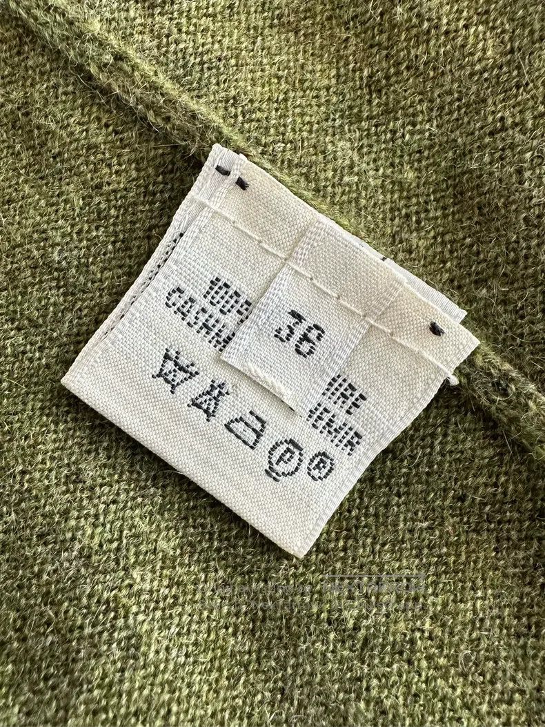 Hermes Hermes Solid v-neck cashmere single-breasted long cardigan Size XS / US 0-2 / IT 36-38 - 9 Thumbnail