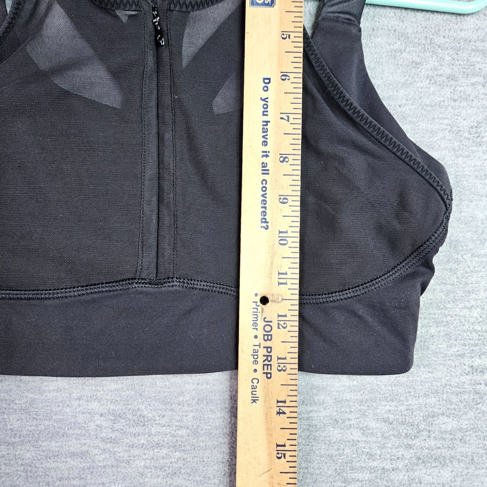 Lululemon Lululemon Sports Bra Shirt Women Black Size 8 Athletic Racerback Size ONE SIZE - 4 Thumbnail