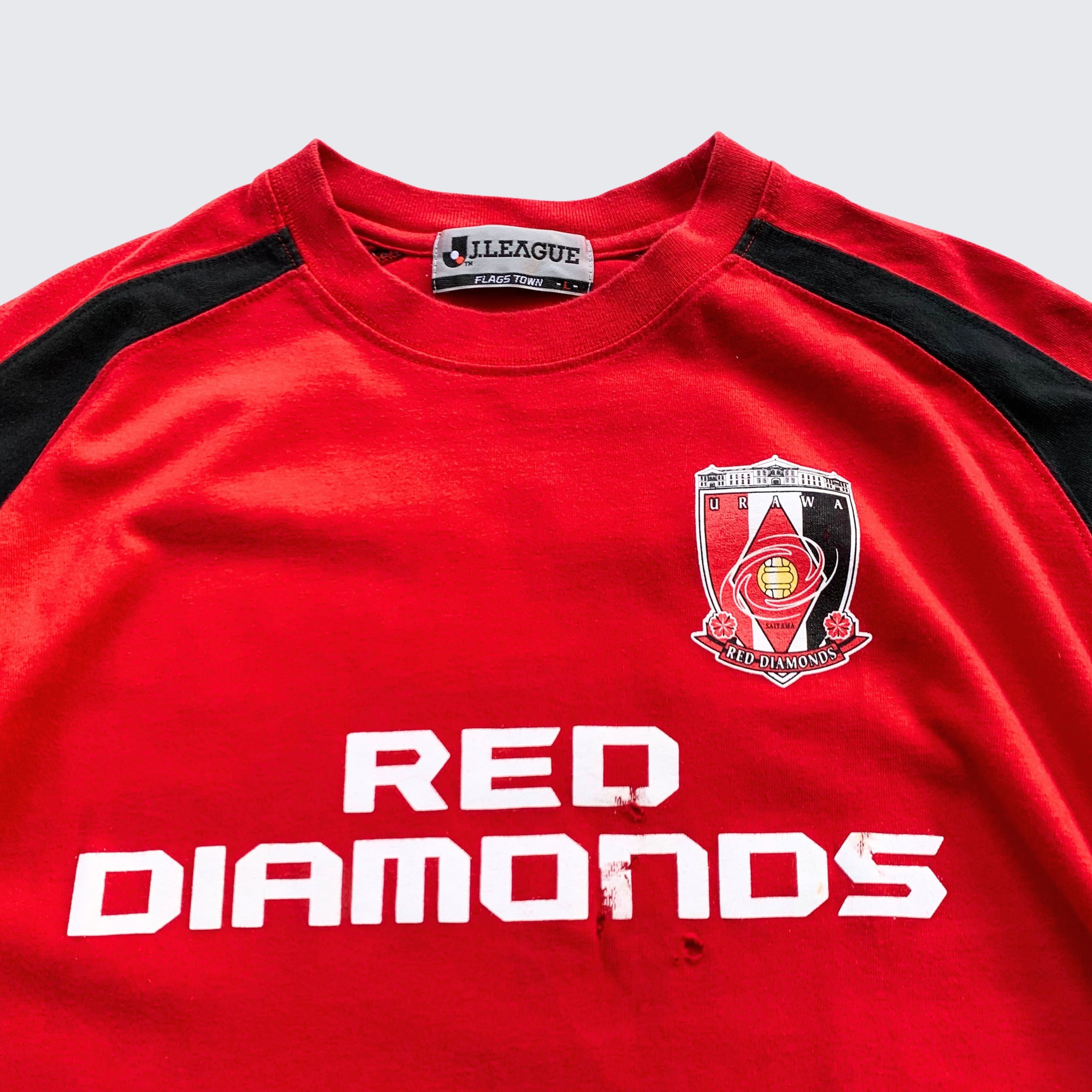 Japanese Brand 1990s Red Diamonds Urawa Japan Official Tee Size US L / EU 52-54 / 3 - 2 Thumbnail