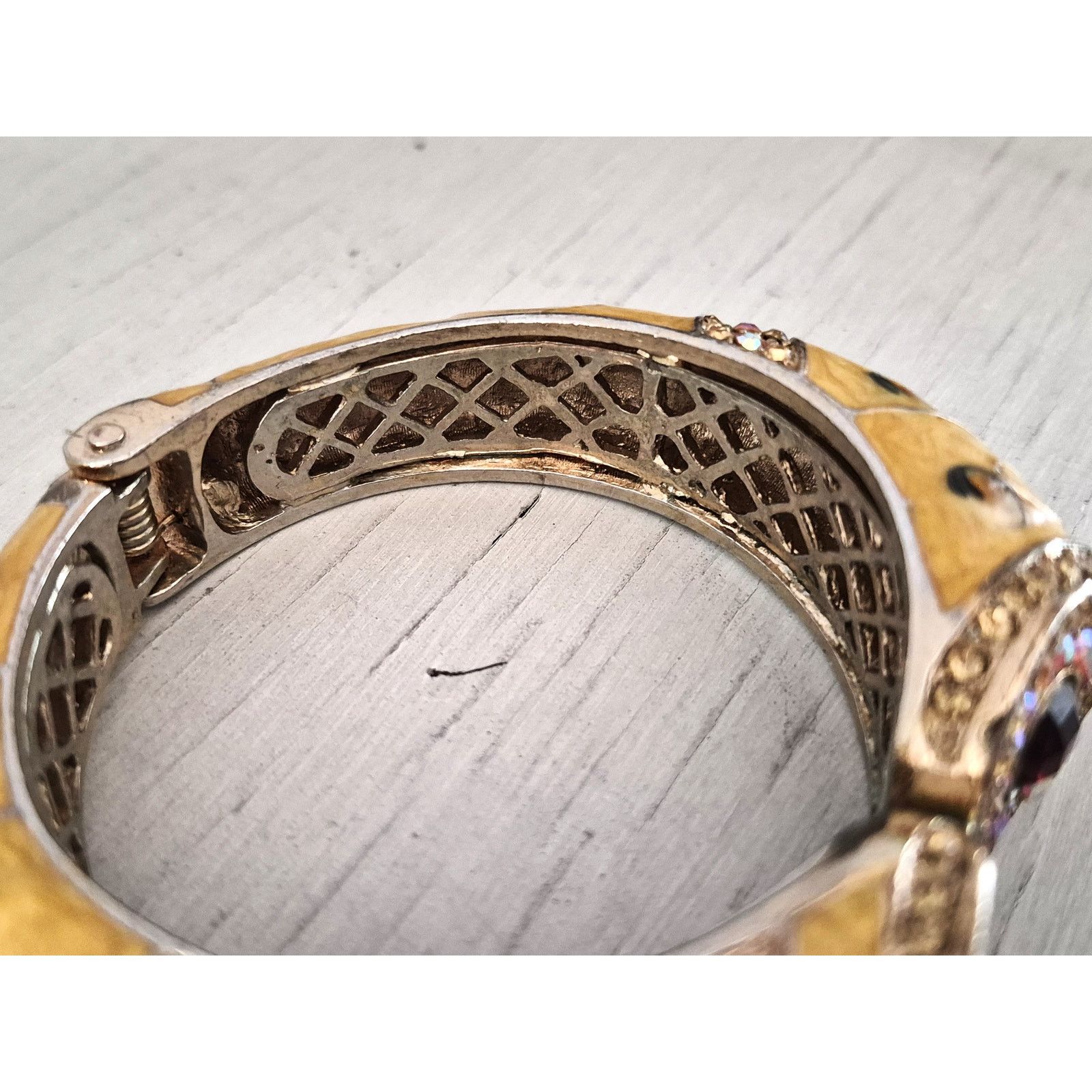 Other Vintage Avant Yellow Enamel and Rhinestone Hinge Bracelet Size ONE SIZE - 5 Thumbnail