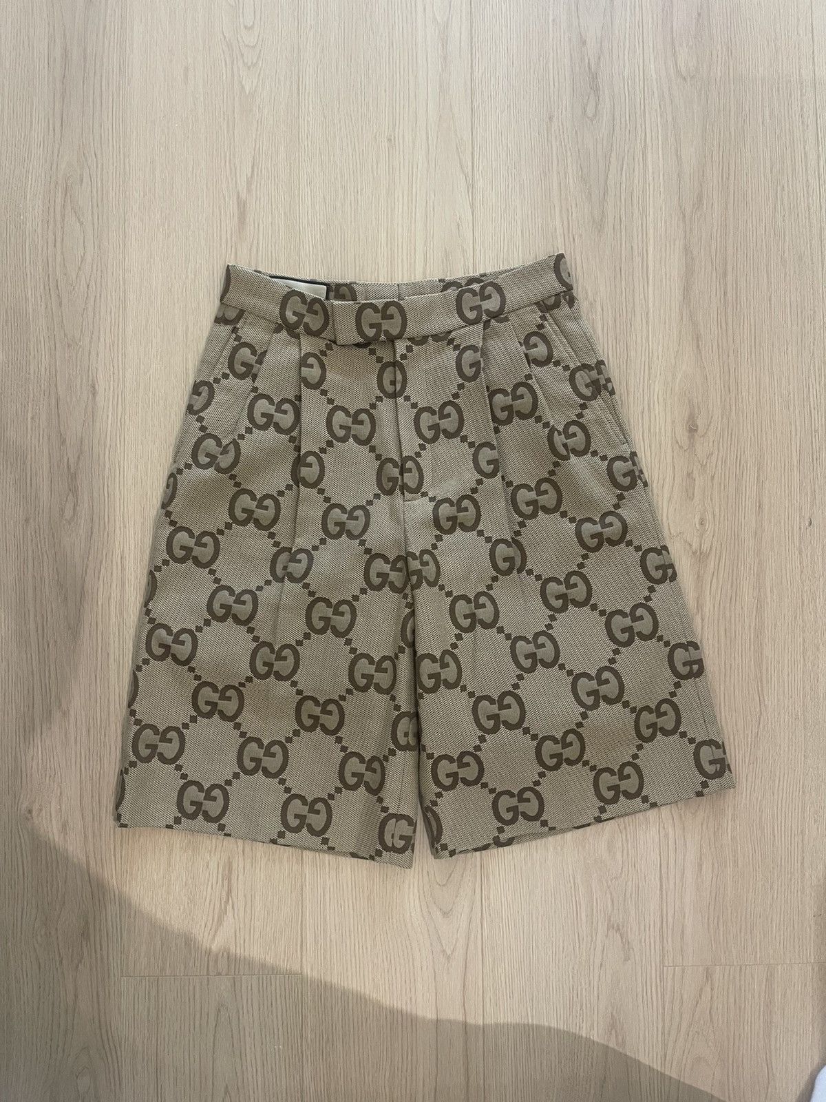 Gucci Gucci Jumbo GG Shorts Size US 32 / EU 48 - 1 Thumbnail