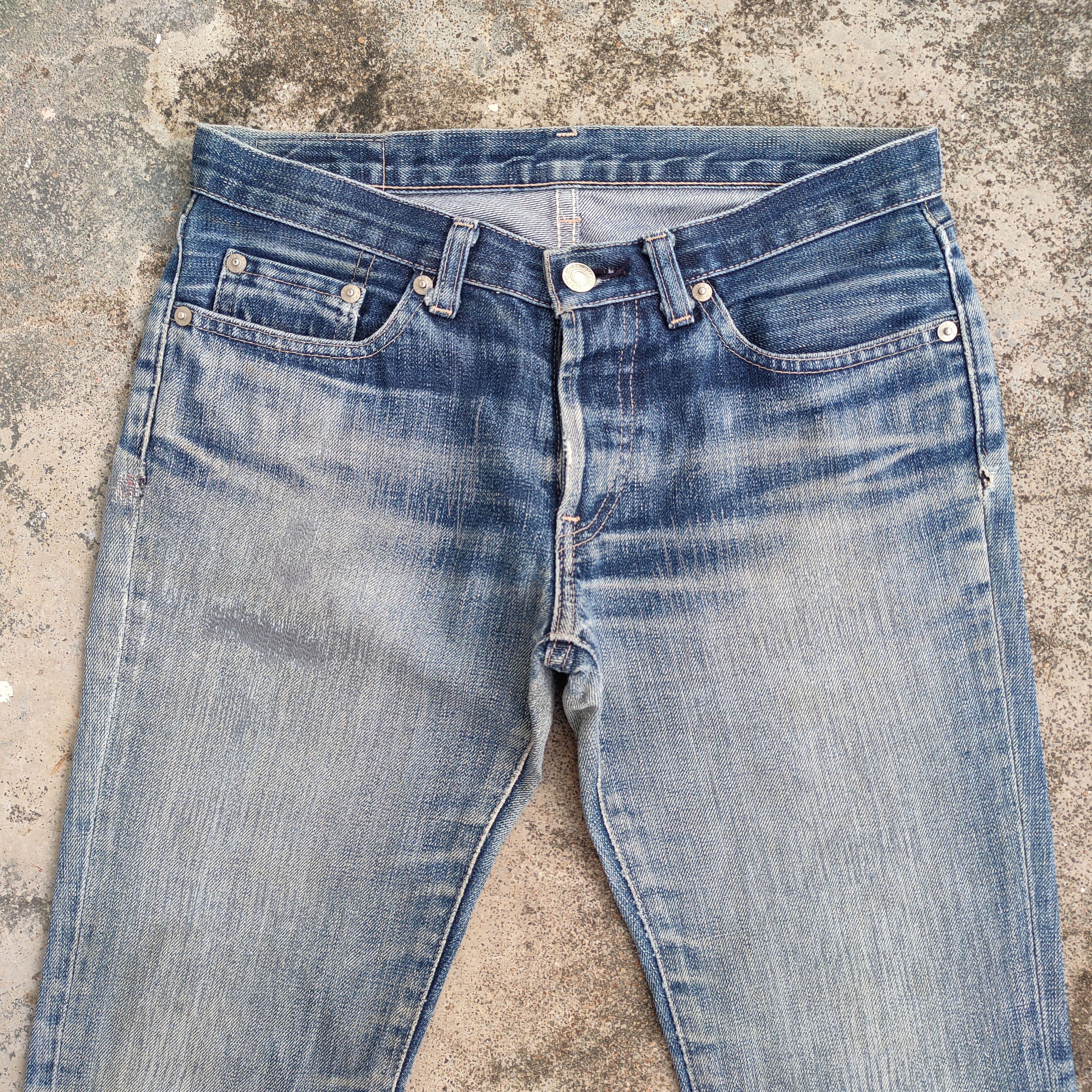 Levi's Vintage Clothing VINTAGE LEVI'S 599 BUTTON FLY FADED JEANS DENIM PANTS Size US 29 - 4 Thumbnail