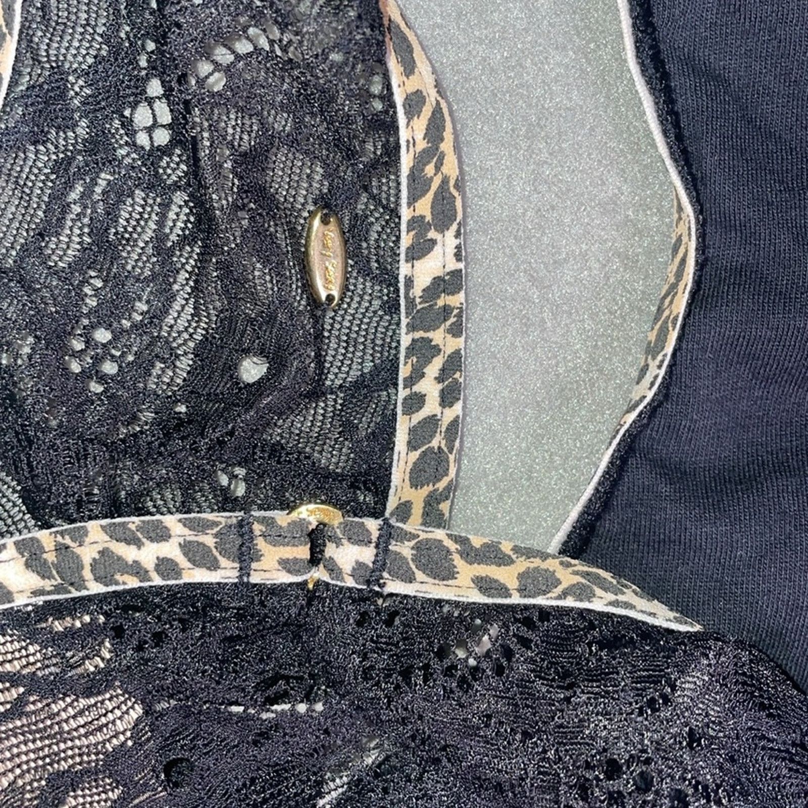 Victoria's Secret Victoria’s Secret Very Sexy Lace Panty Leopard Trim Panties Size ONE SIZE - 13 Thumbnail