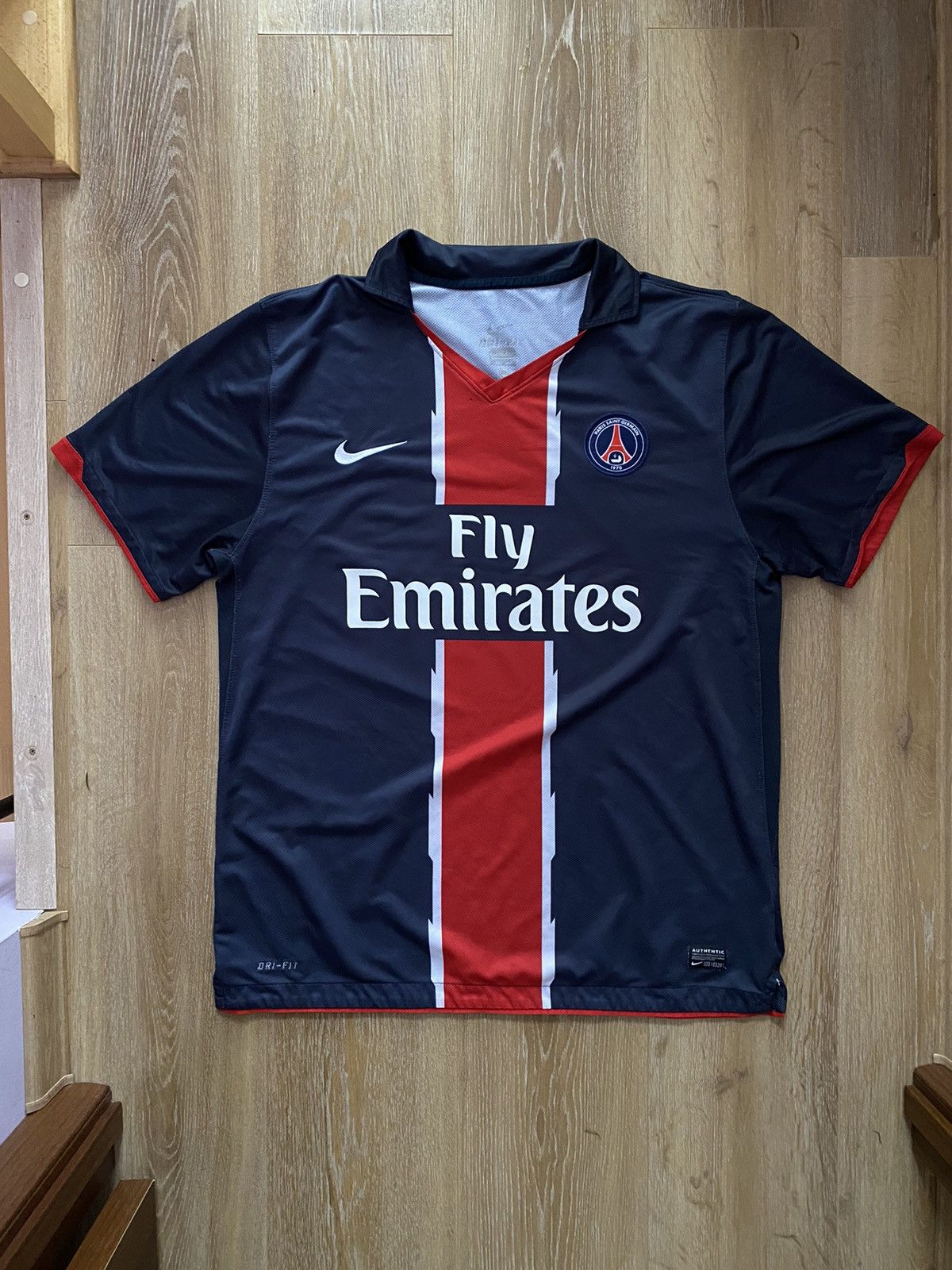 Nike 2010 2011 Paris PSG France Nike Home Vintage Soccer Jersey Size US XL / EU 56 / 4 - 1 Thumbnail