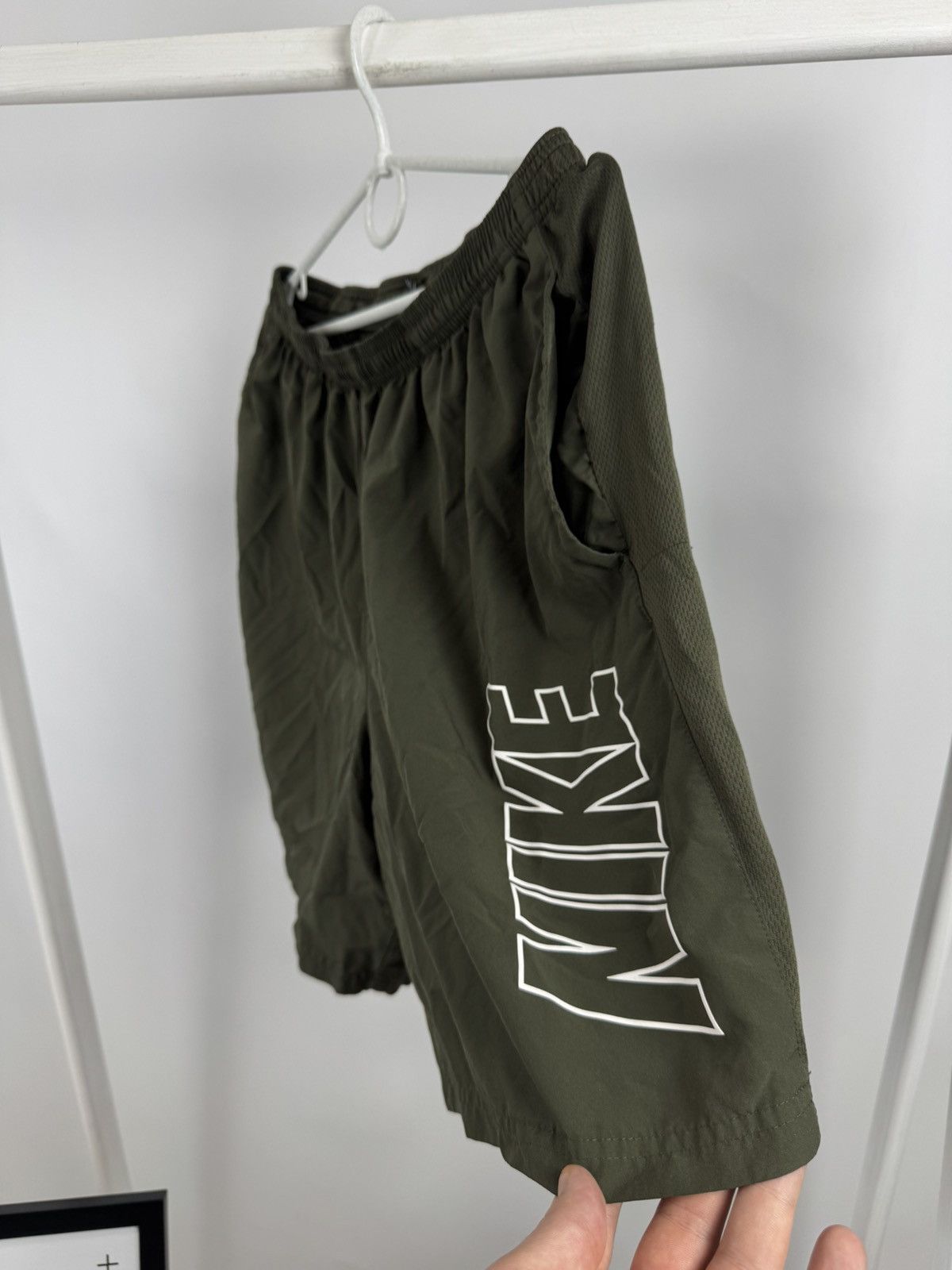 Nike Nike Big Logo Sport Wear Shorts Size US 36 / EU 52 - 3 Thumbnail