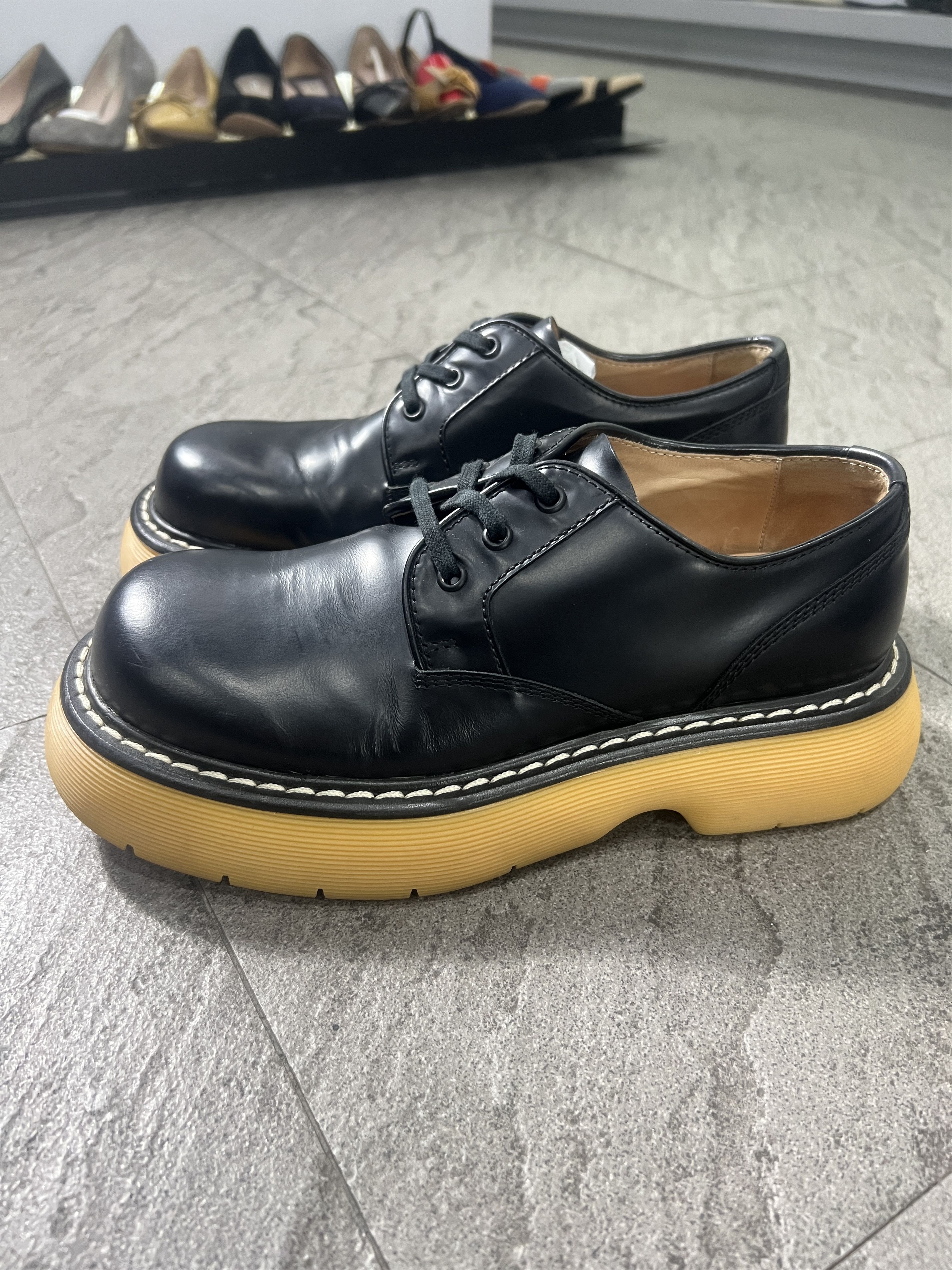 Bottega Veneta Bottega Veneta Leather Derby Lug Sole Black 40 Size US 7 / EU 40 - 3 Thumbnail