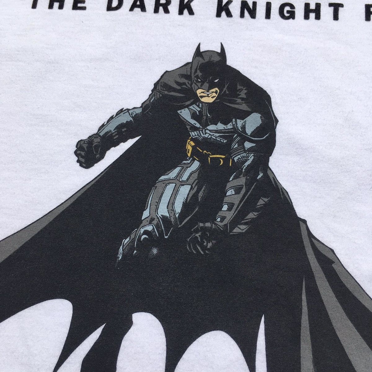 Uniqlo RARE ‼️ Batman Size US S / EU 44-46 / 1 - 3 Thumbnail