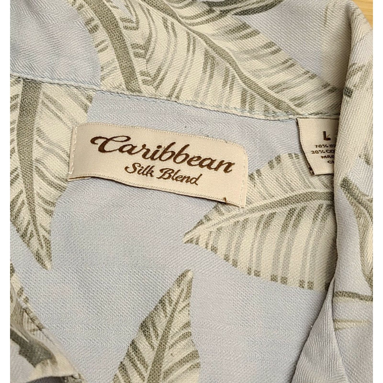 Vintage Carribean Silk Blend Shirt Mens Large Short Sleeve Button-Up Floral Cream Silk Blend Flower Button-Down Collar-Down All Seasons Regular Size US L / EU 52-54 / 3 - 3 Thumbnail