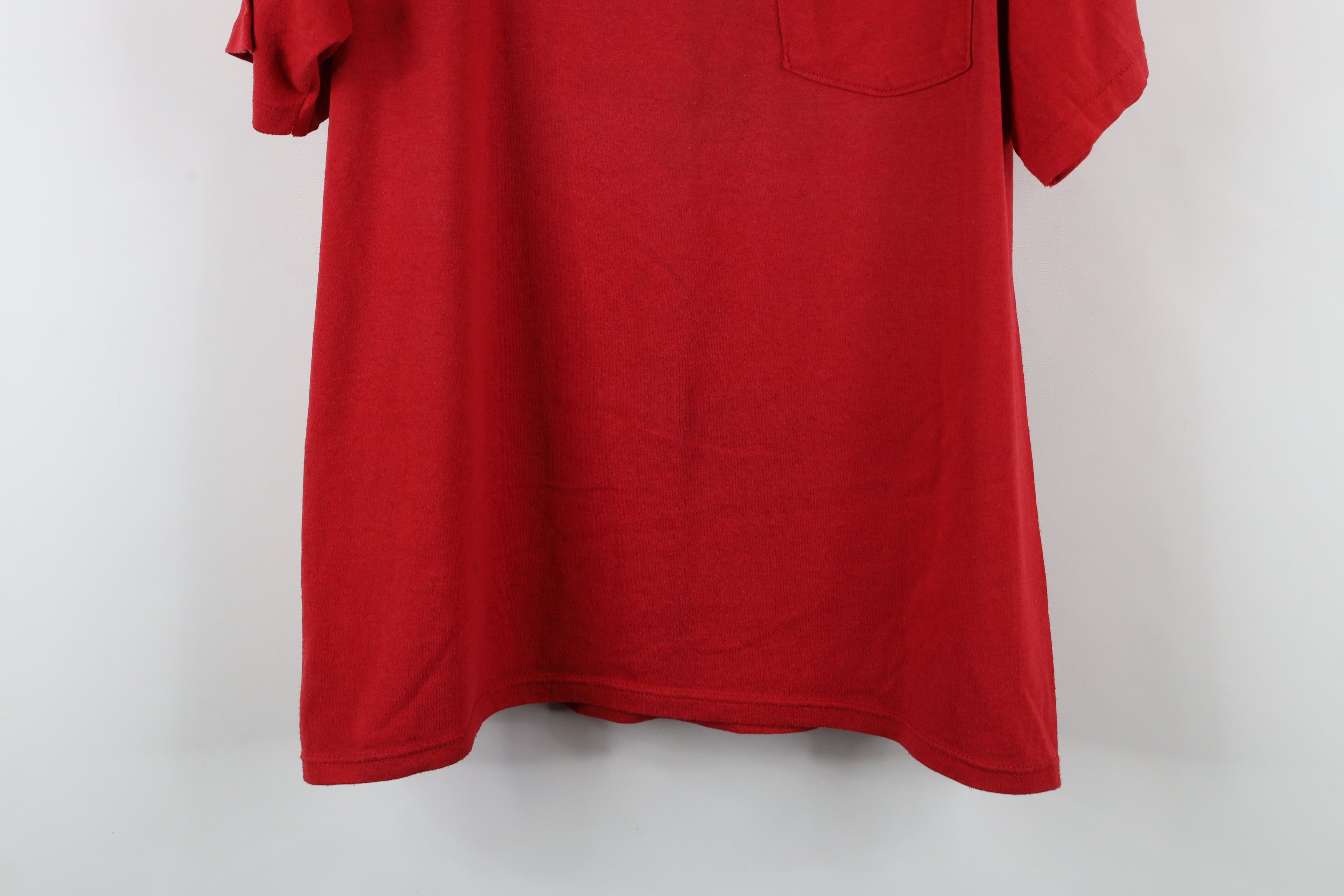 Vintage Vintage 90s Grand Rapids Ohio Sportsmen Club T-Shirt Red USA Size US XL / EU 56 / 4 - 3 Thumbnail
