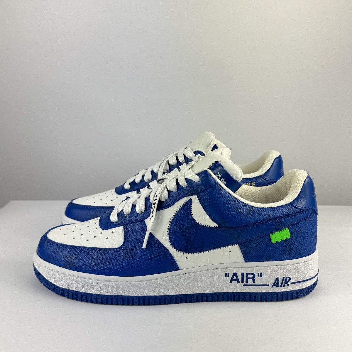 Louis Vuitton LOUIS VUITTON X AIR FORCE 1 BLUE SNEAKERS Size US 8.5 / EU 41-42 - 4 Thumbnail
