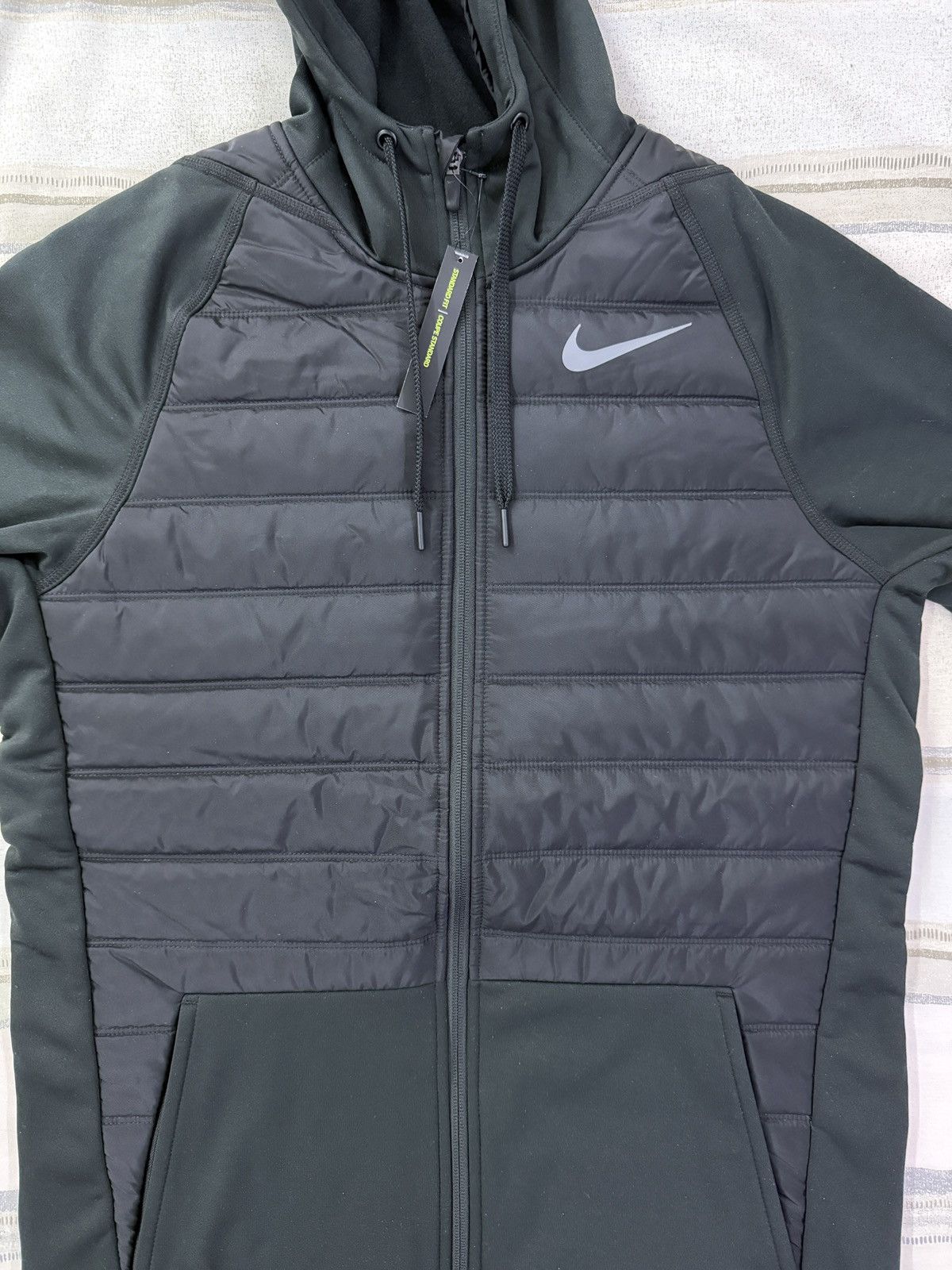 Nike Nike Therma Training Jacket Men’s Sz S-Tall Quilted Jacket Size US S / EU 44-46 / 1 - 7 Thumbnail