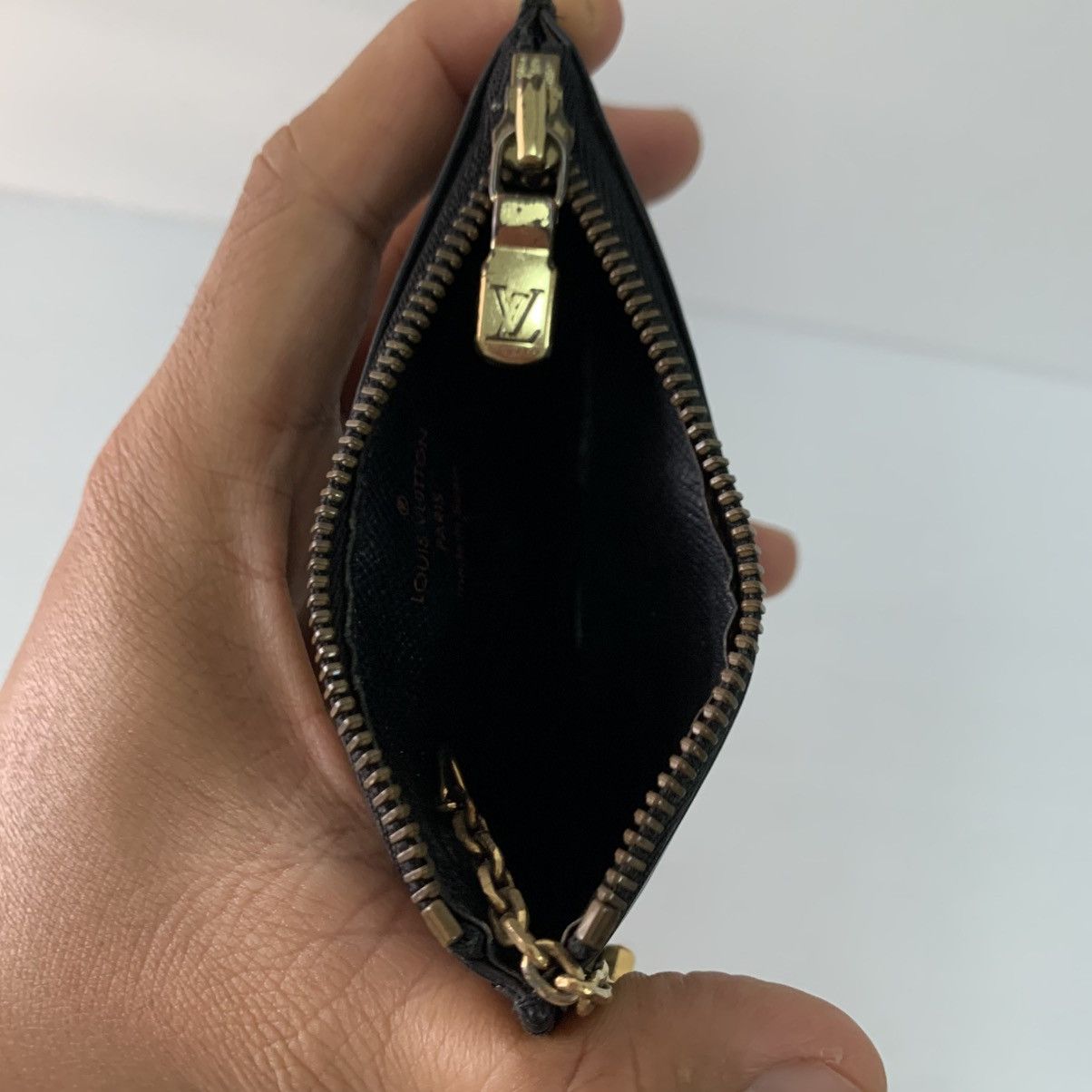 Louis Vuitton Louis Vuitton Epi Black Leather Coin Size ONE SIZE - 10 Thumbnail