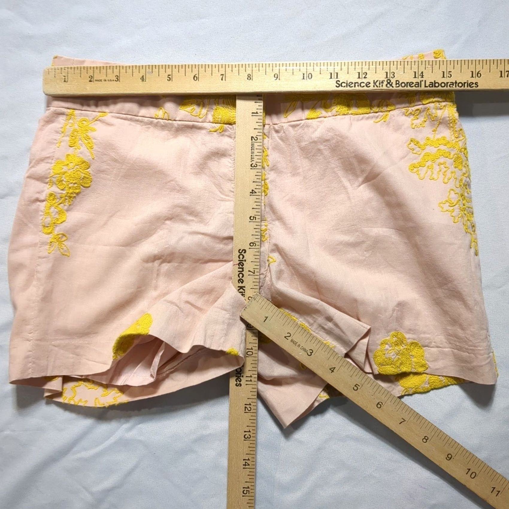 J.Crew VINTAGE J.Crew Womens Peach Floral Embroidered Cotton Shorts 4 Size 24" / US 00 / IT 34 - 6 Thumbnail