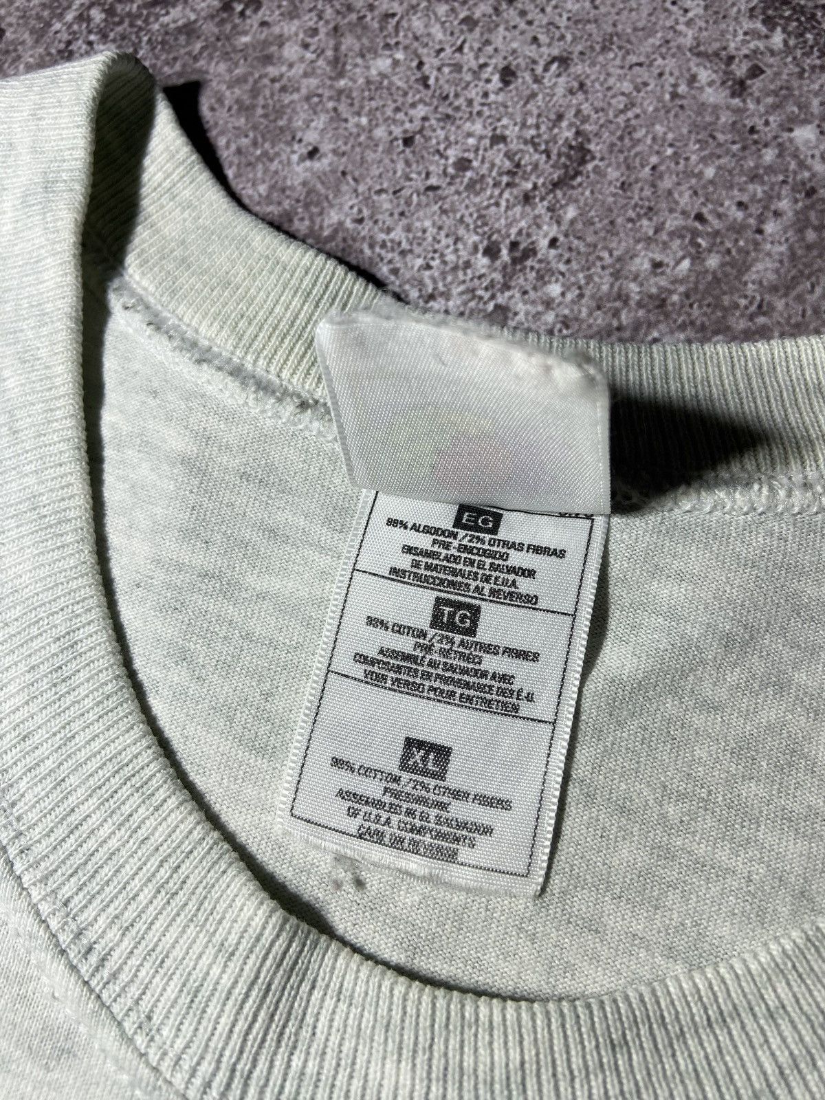 Fruit Of The Loom × Vintage Vintage Redmond Tours 90s movie t-shirt Size US XL / EU 56 / 4 - 9 Thumbnail