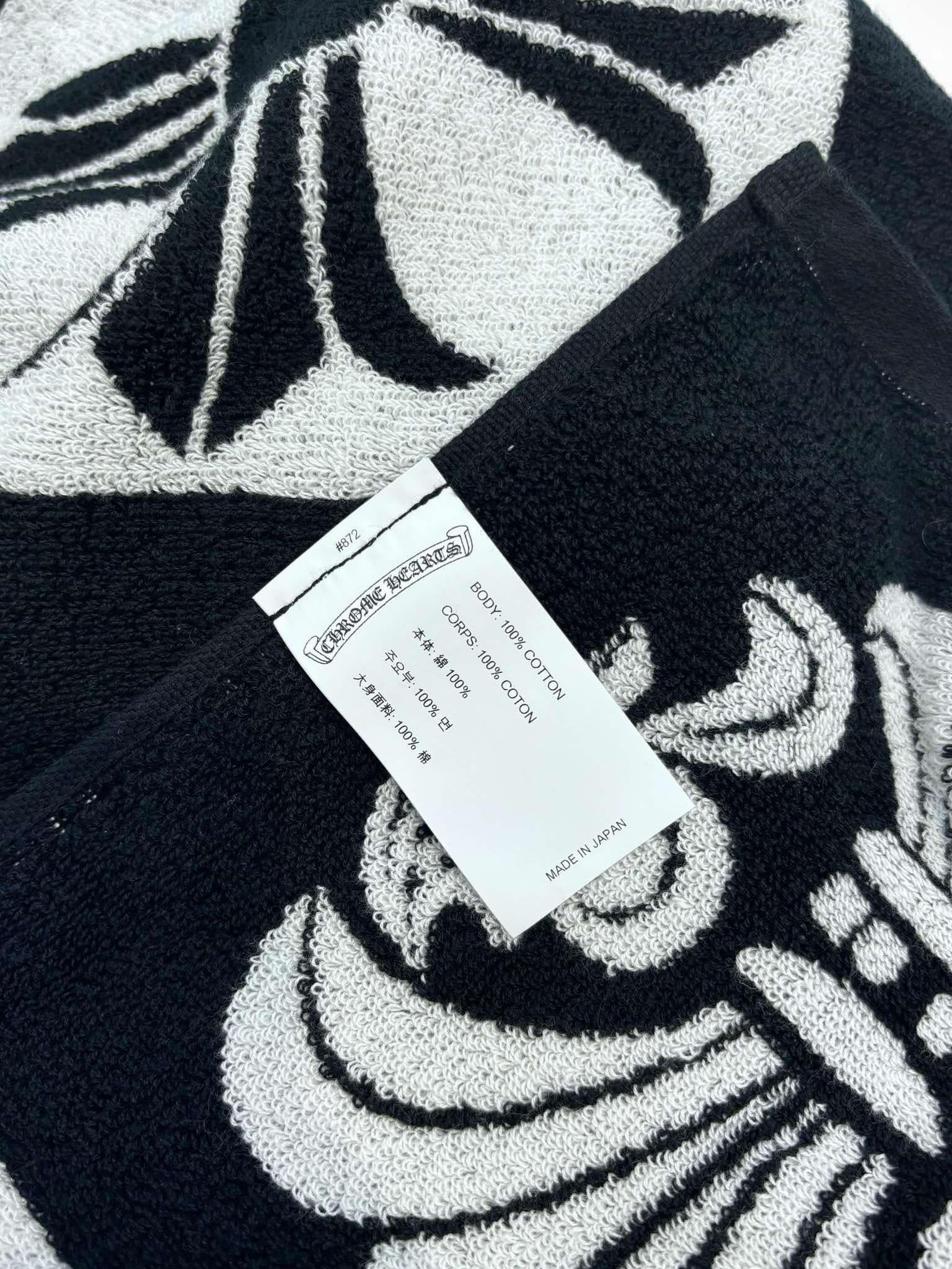 Chrome Hearts Chrome Hearts Large Logo Checkered Beach Towel Size ONE SIZE - 7 Thumbnail
