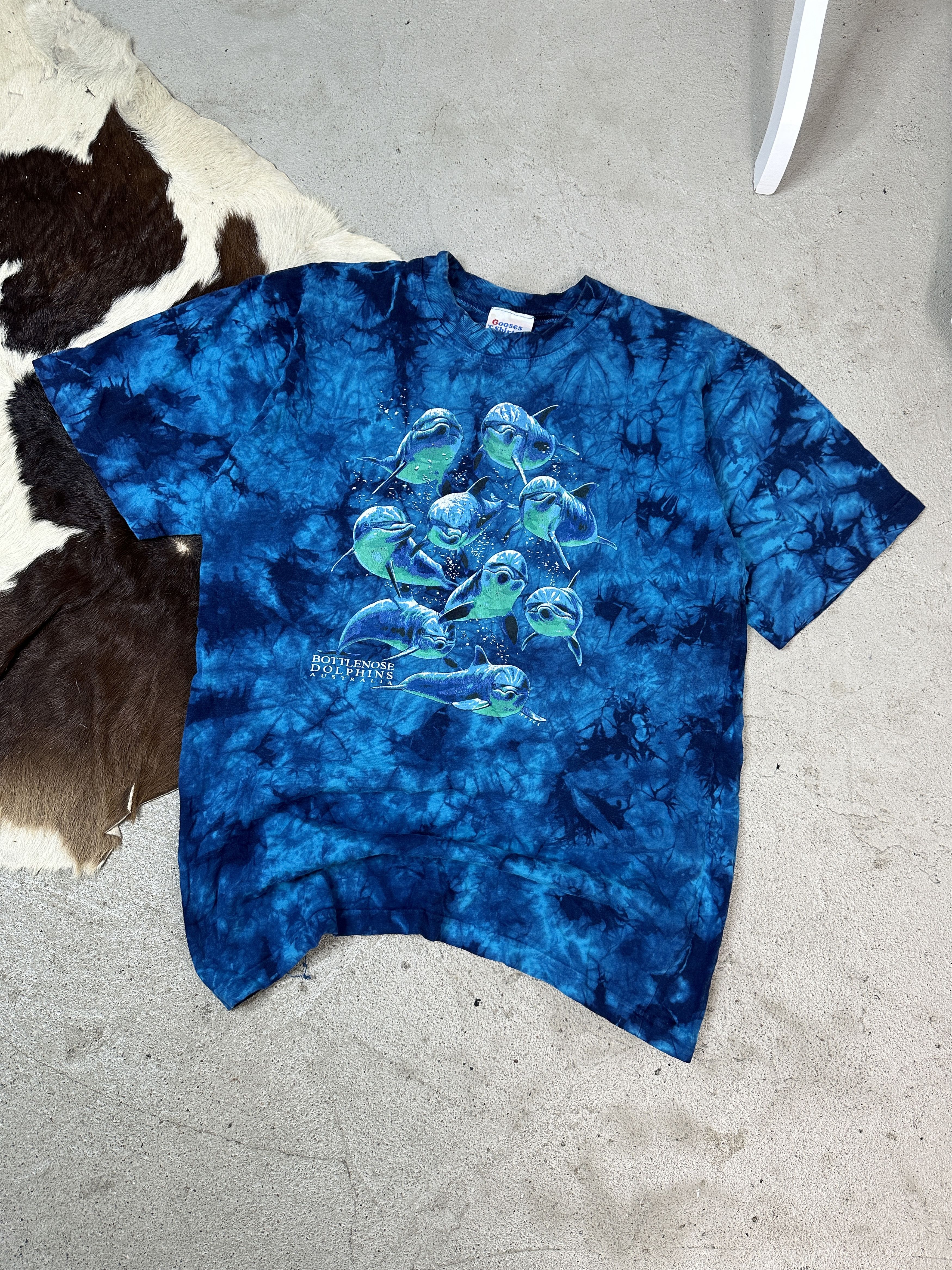 Vintage Vintage Tie-Dye Dolphins 90s T-Shirt Size US M / EU 48-50 / 2 - 1 Thumbnail