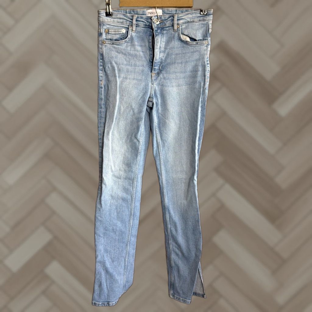Zara Zara Jeans Womens Size 6 Blue Denim 5-Pocket Straight Regular Rise Size 28" / US 6 / IT 42 - 1 Thumbnail