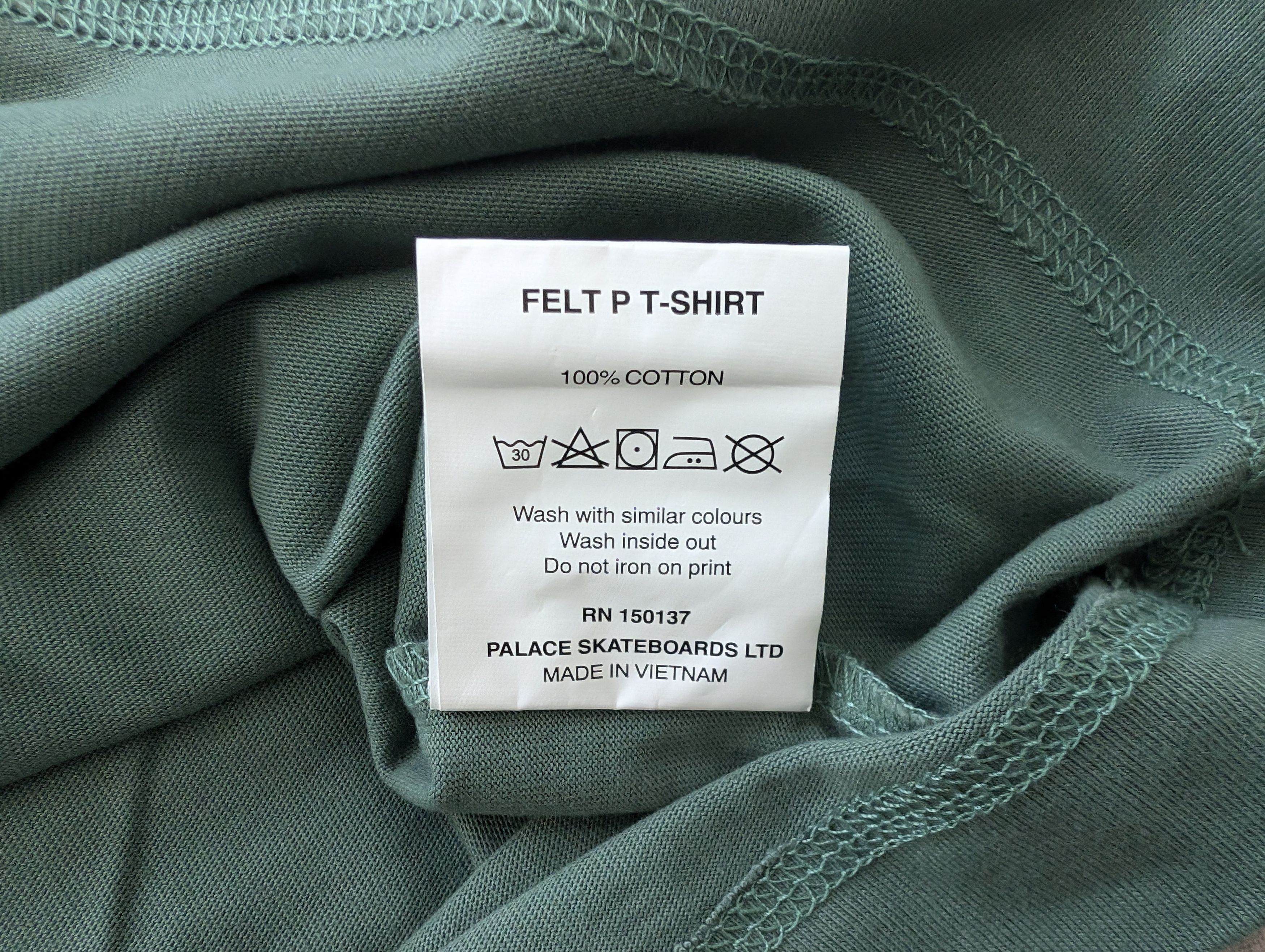 Palace Palace Felt P Logo Tee (Size Medium) Size US M / EU 48-50 / 2 - 6 Thumbnail