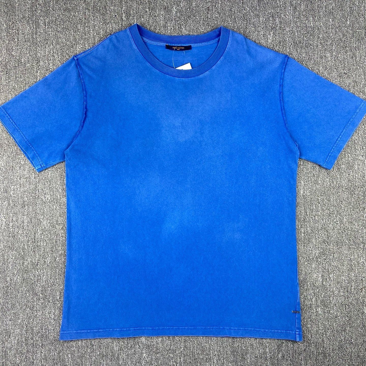 Louis Vuitton Louis Vuitton Solid Cotton T-Shirt Size XXL Size US XXL / EU 58 / 5 - 1 Thumbnail