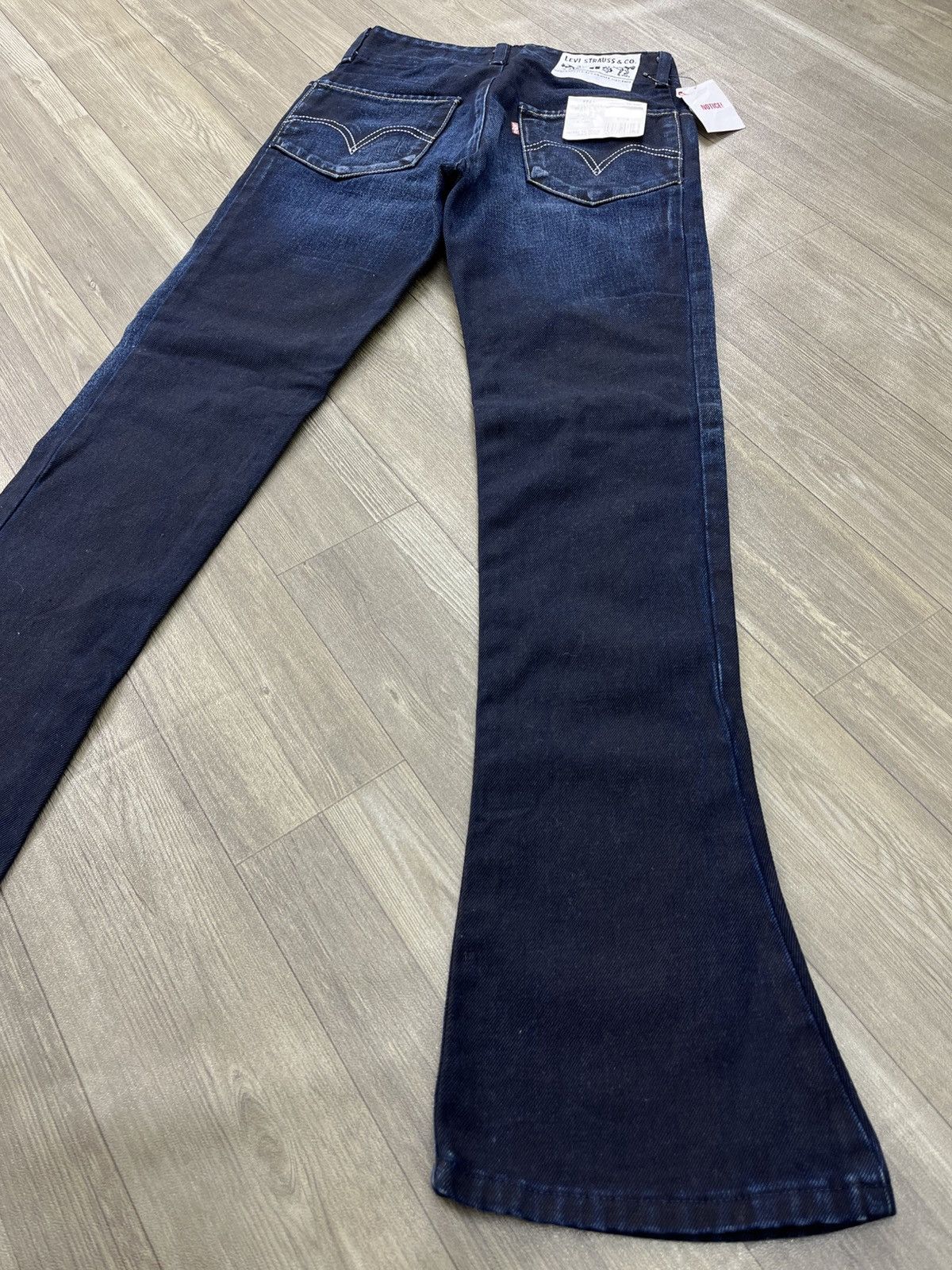 Levi's Vintage Clothing 🇯🇵Deadstock Vintage Levis 7721-2026 Japan Faded Flared Jeans Size US 26 / EU 42 - 16 Thumbnail