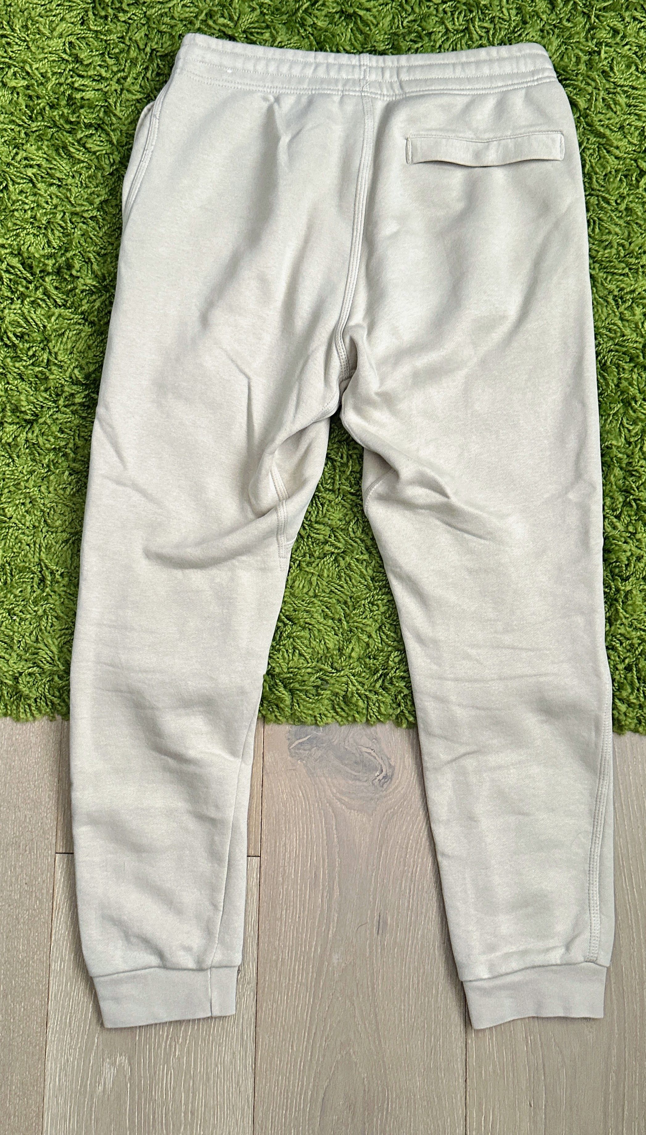 Nike Nike Sportswear Club Joggers Size US 30 / EU 46 - 4 Thumbnail