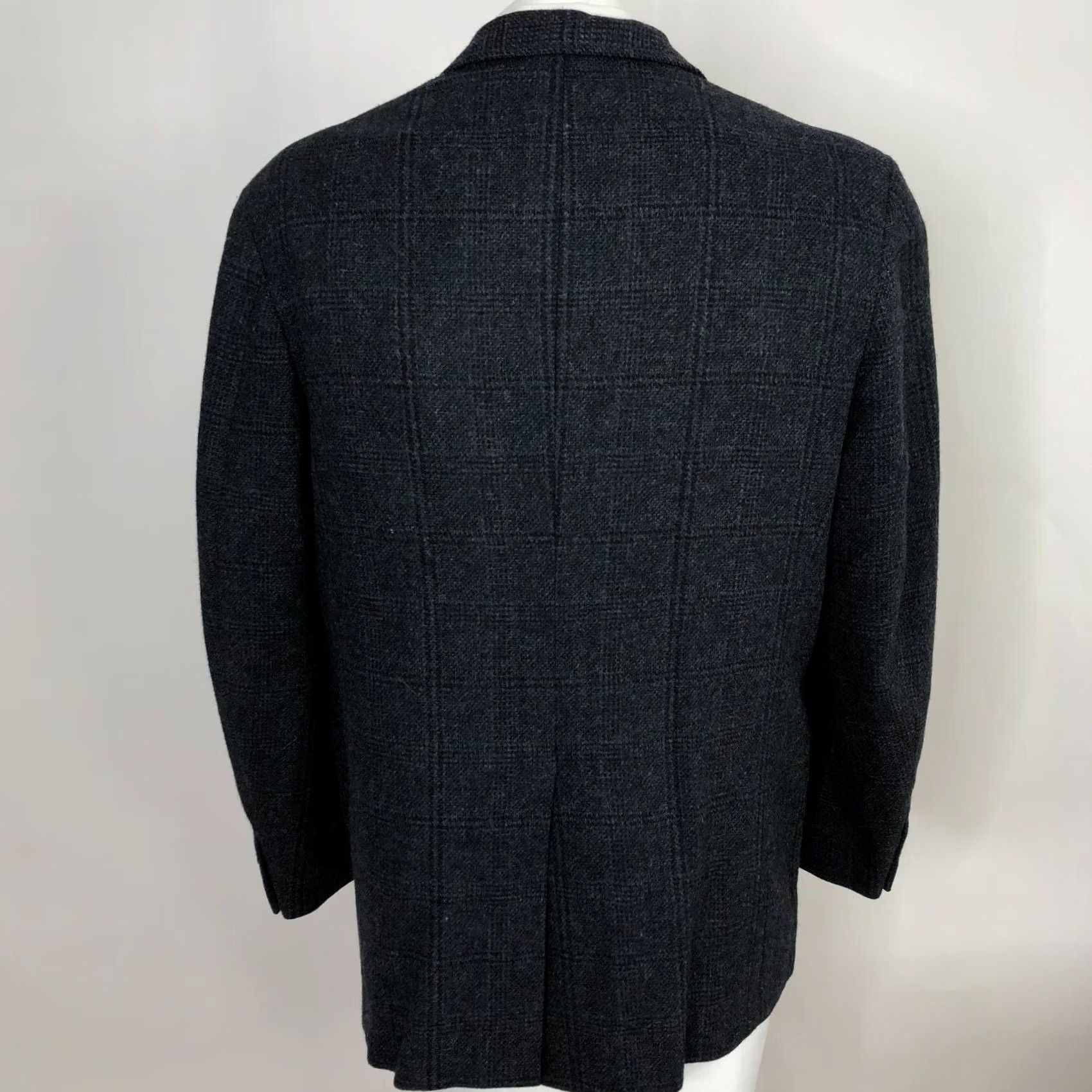Vintage Cricketeer 42 Wool Tweed Like Plaid Two-Button Sport Coat Jacket Gray Blue Mens Size US XS / EU 42 / 0 - 4 Thumbnail