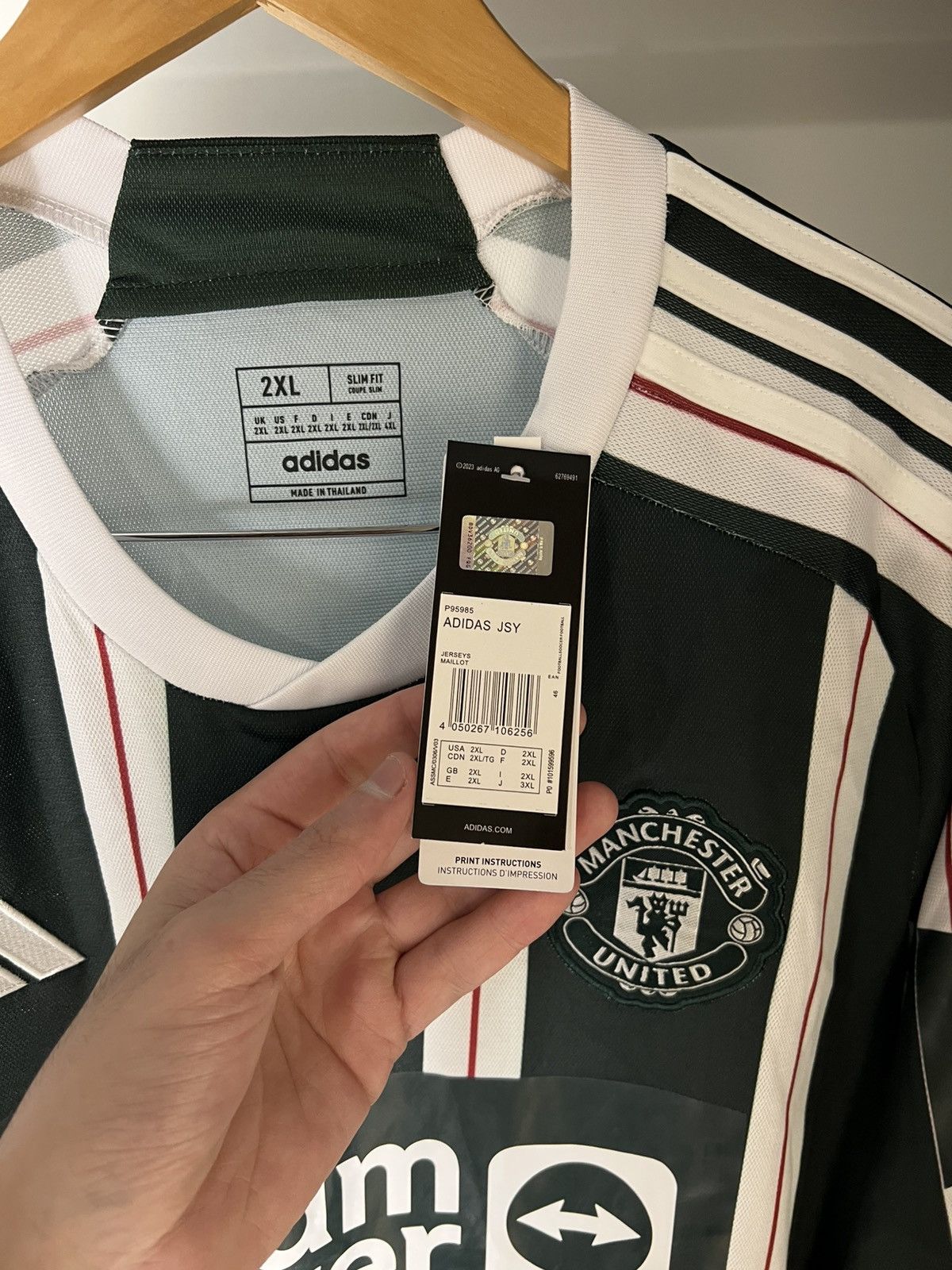 Vintage VERY RARE ADIDAS FC MANCHESTER UNITED ENGLAND SOCCER JERSEY Size US XXL / EU 58 / 5 - 17 Thumbnail