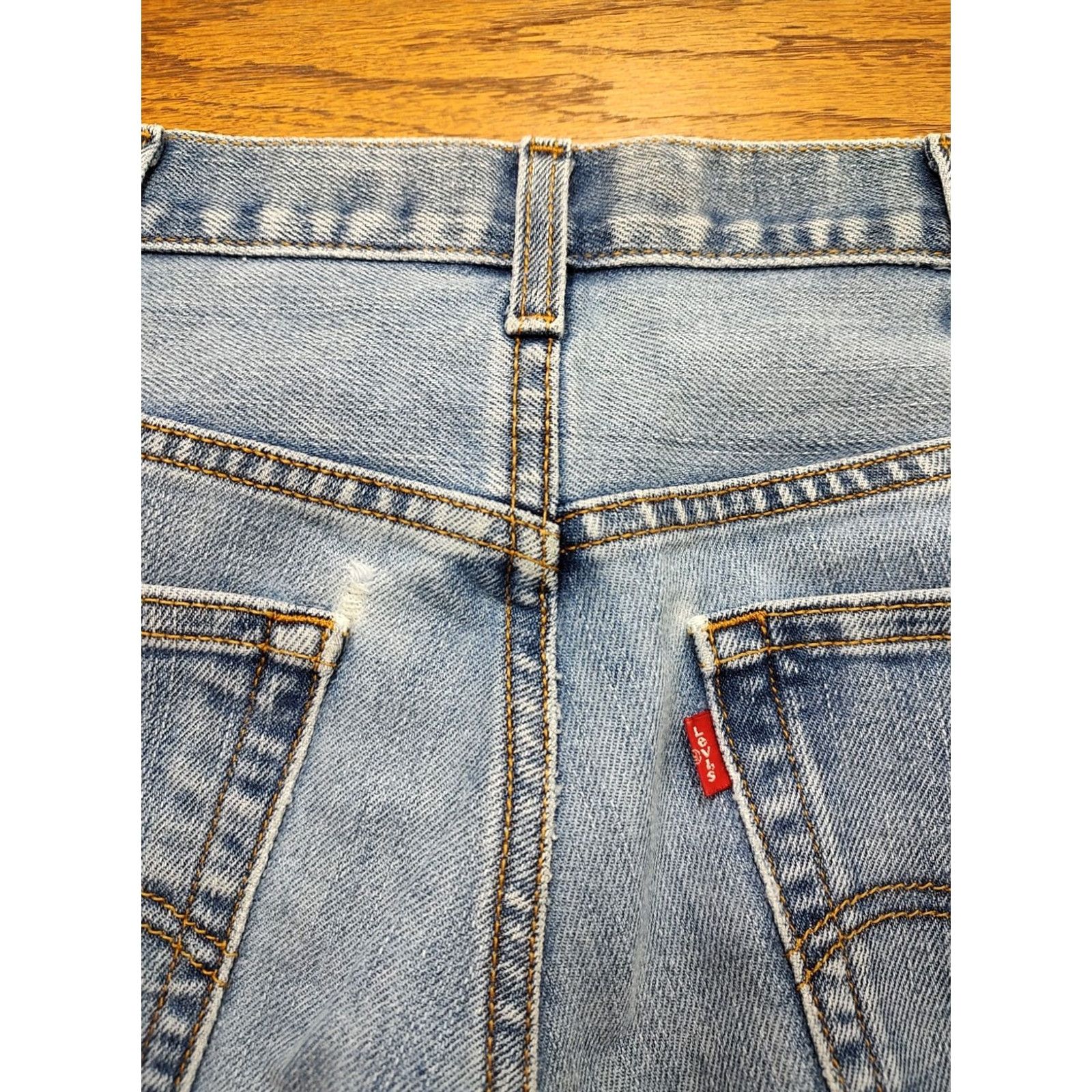Levi's VINTAGE Levi's 560 Jeans Mens 36x36 Blue Relaxed Comfort Fit 90s Y2K Denim Model 560 Loose Fit 5-Pocket Jeans Mens Blue Size US 36 / EU 52 - 3 Thumbnail